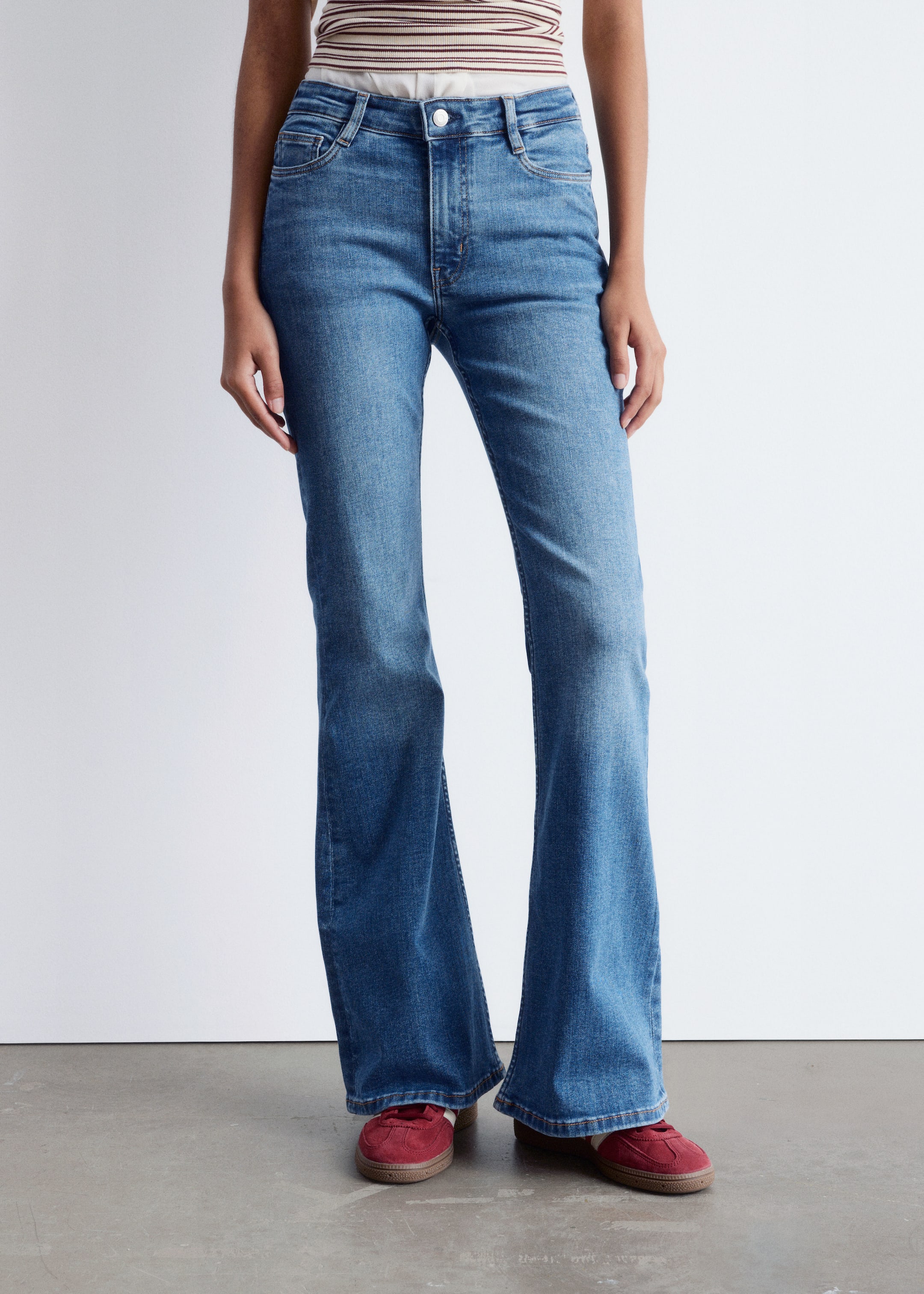 Agrandir l'image: Jean bootcut slim taille basse - Bleu moyen - FEMME | H&M FR 2