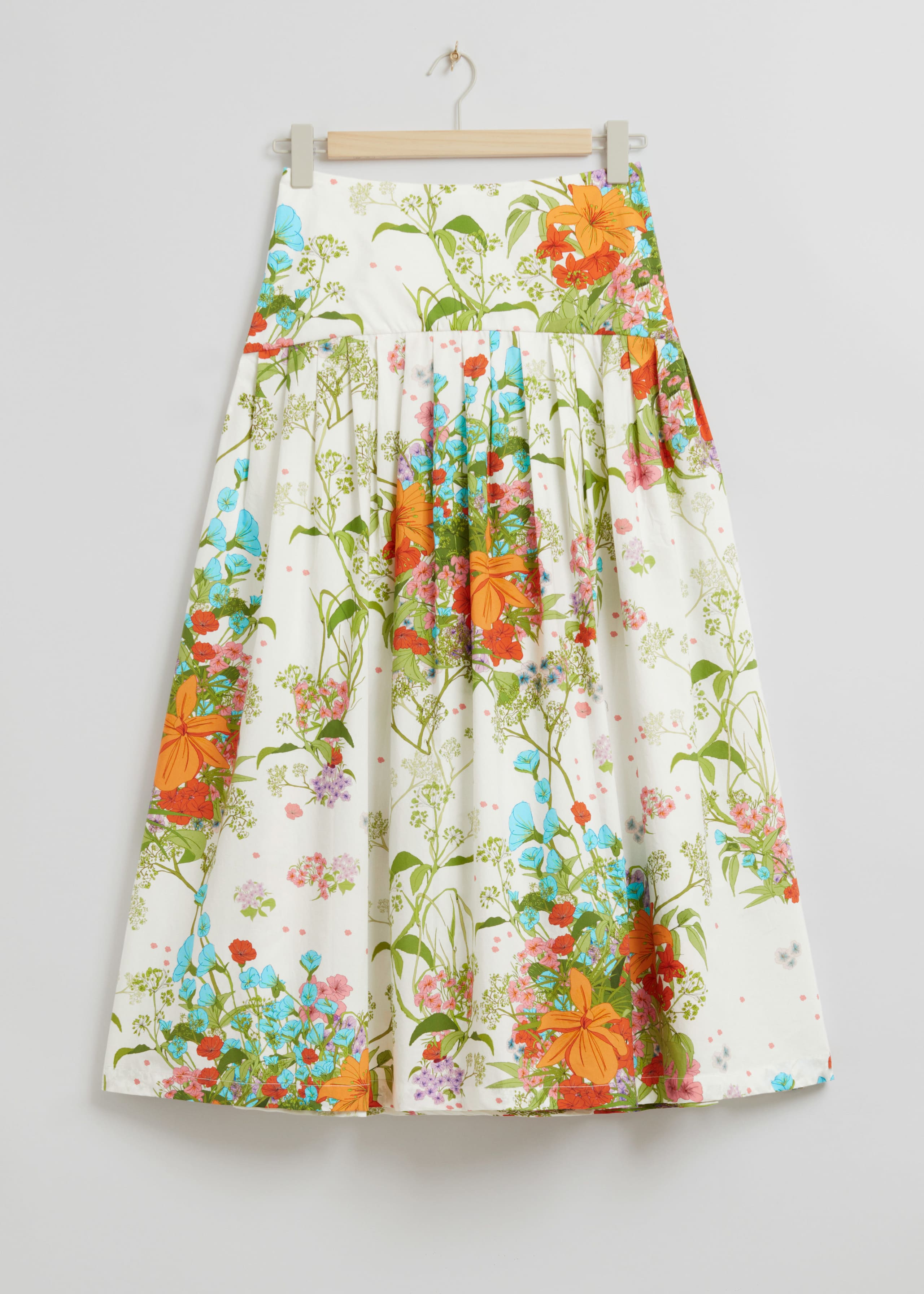Voluminous A-Line Pleated Skirt - Cream Floral Print - Still Life