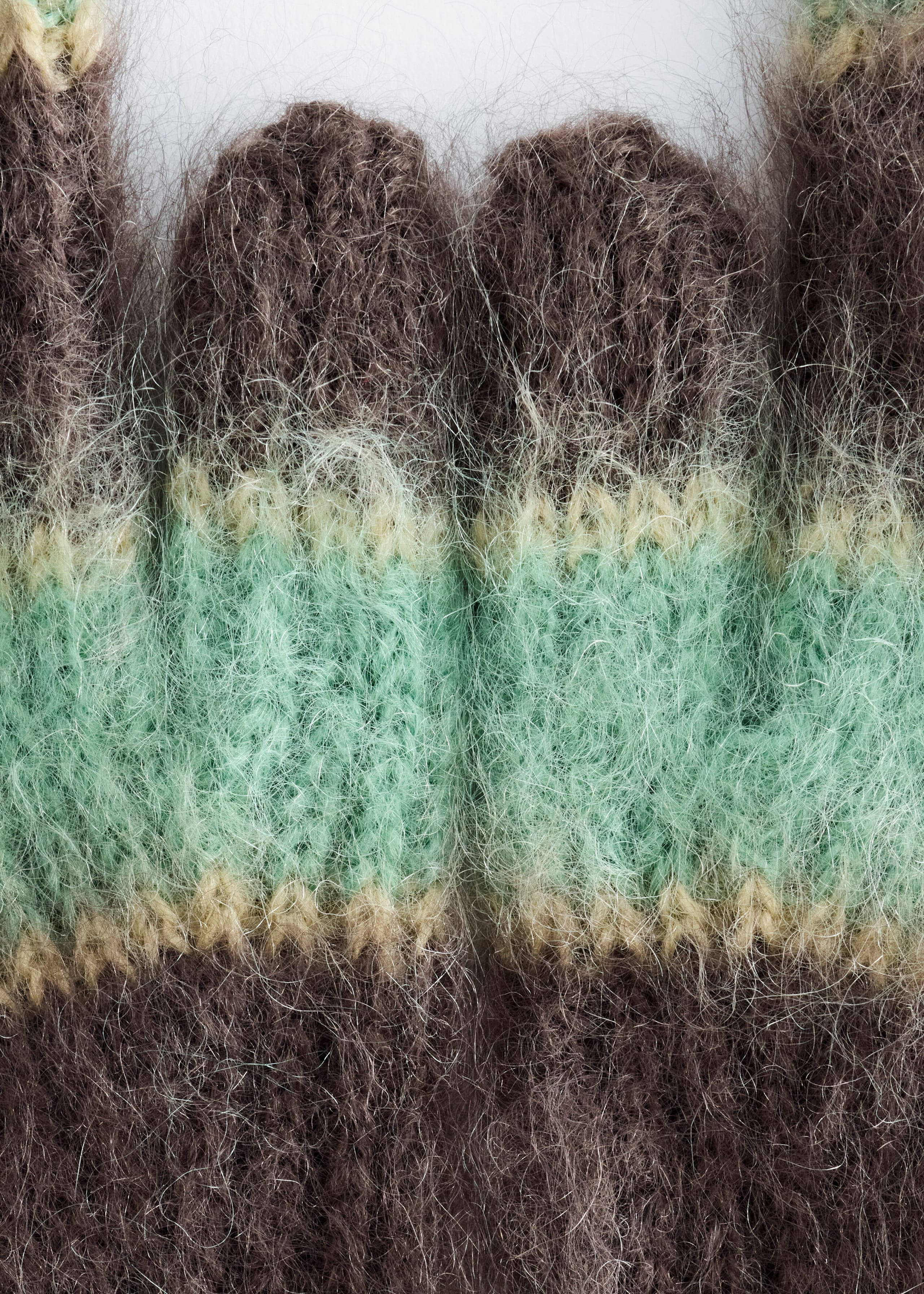 Mohair-Wool Mittens - {{variantName}} - Descriptive Detail
