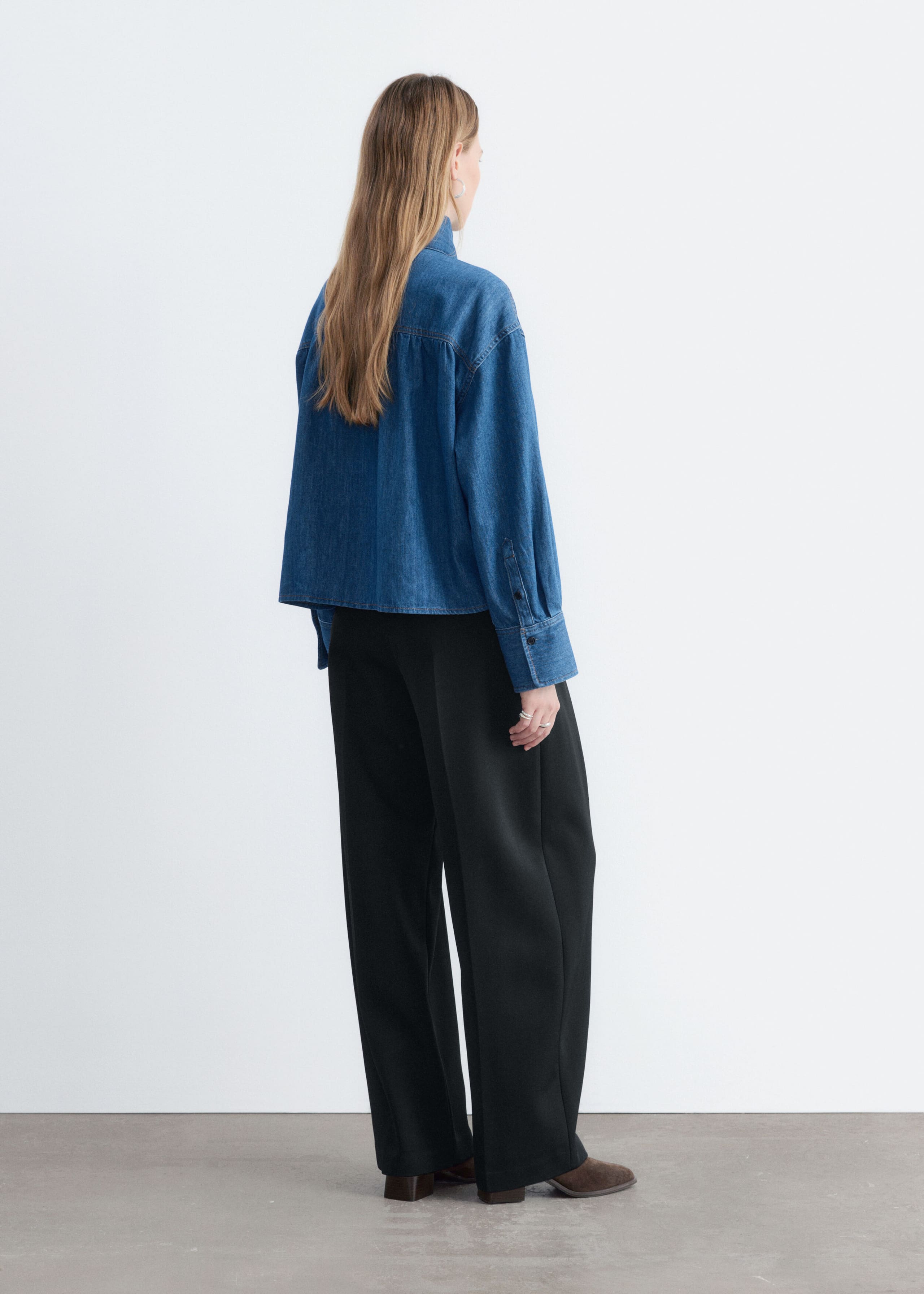 Jeanshemd mit Schalkragen - Blau - Lookbook