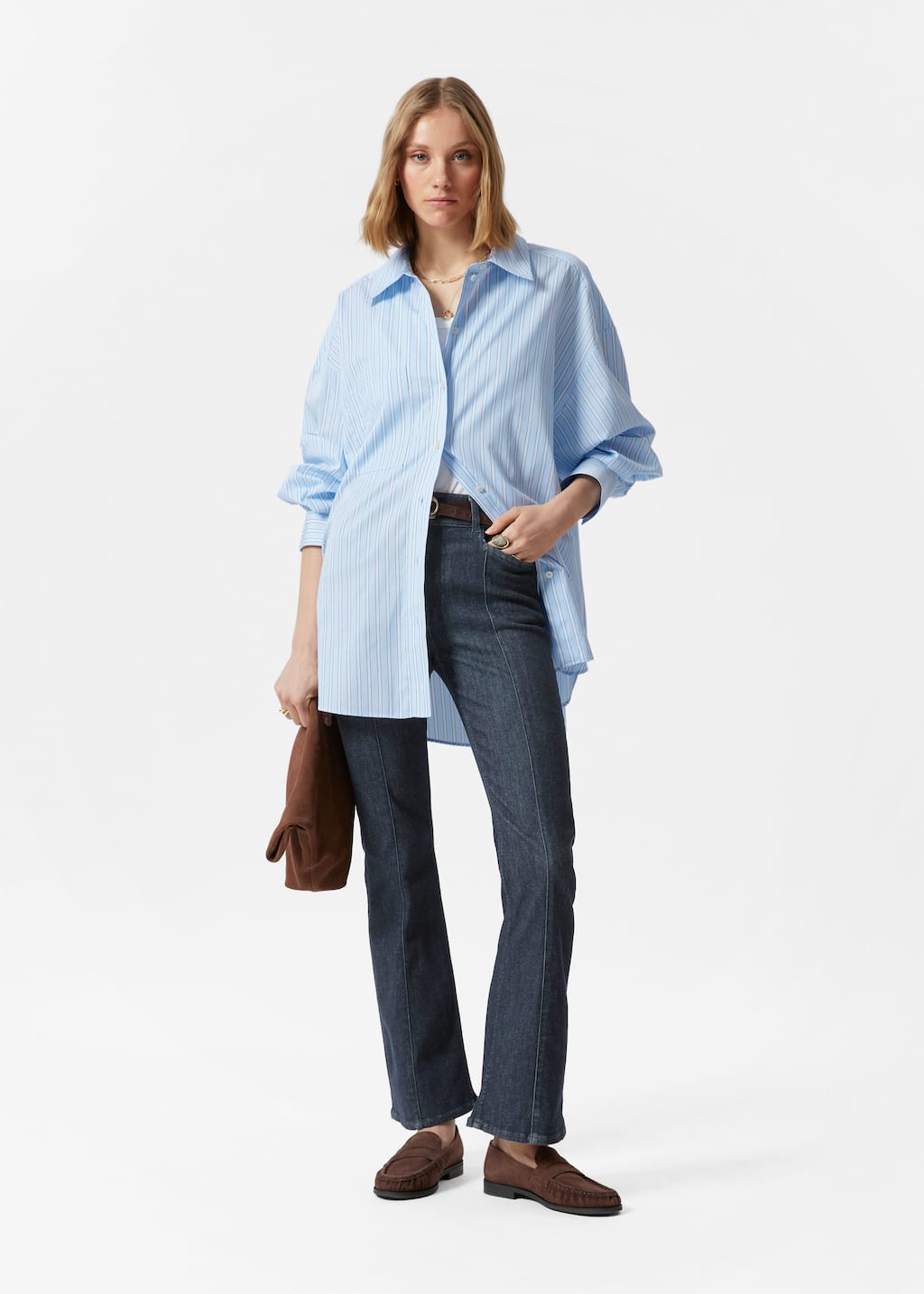 Koszula oversize – Jasnoniebieskie paski – Lookbook