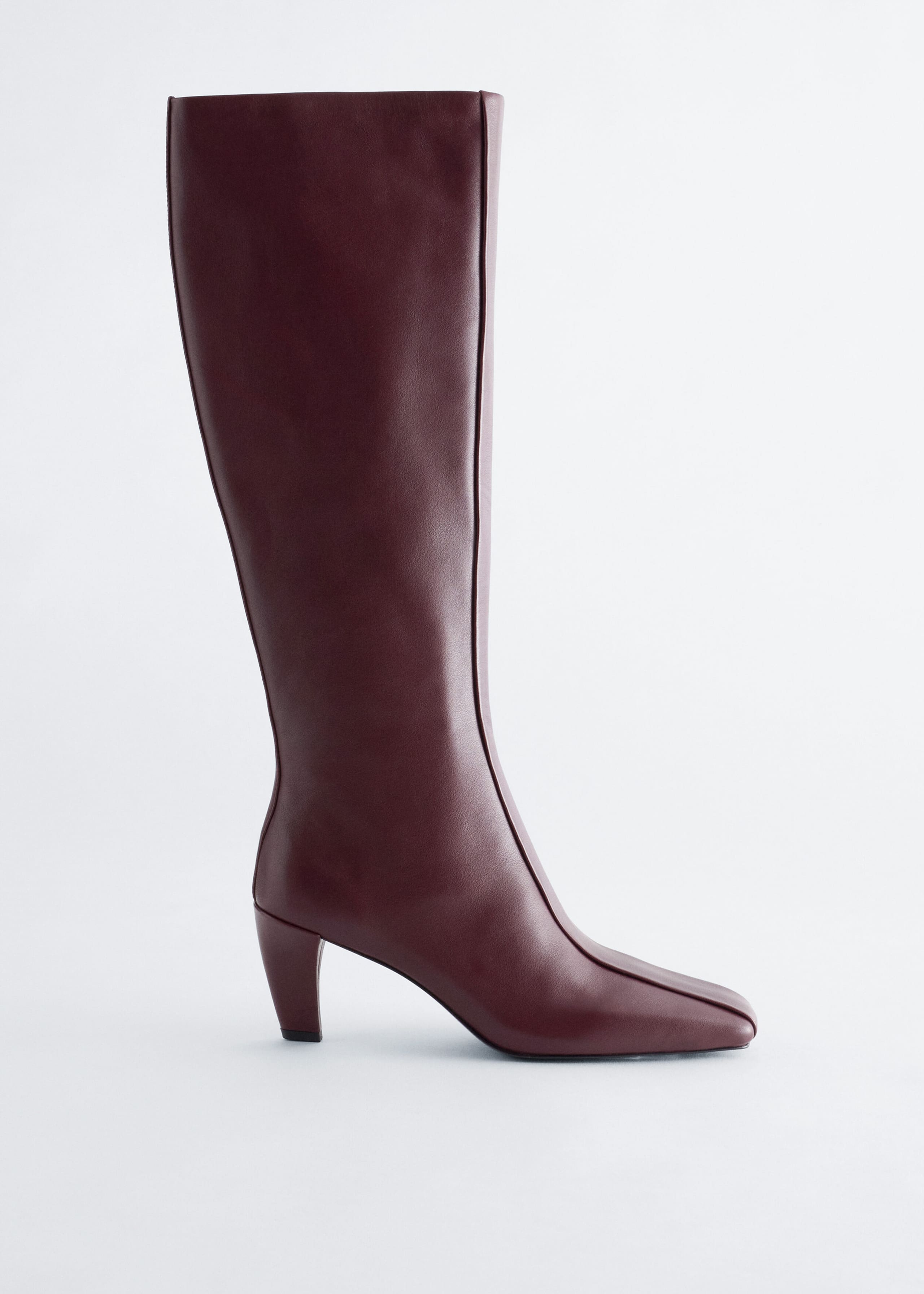 Knee-High Leather Boots - Burgundy - Still Life