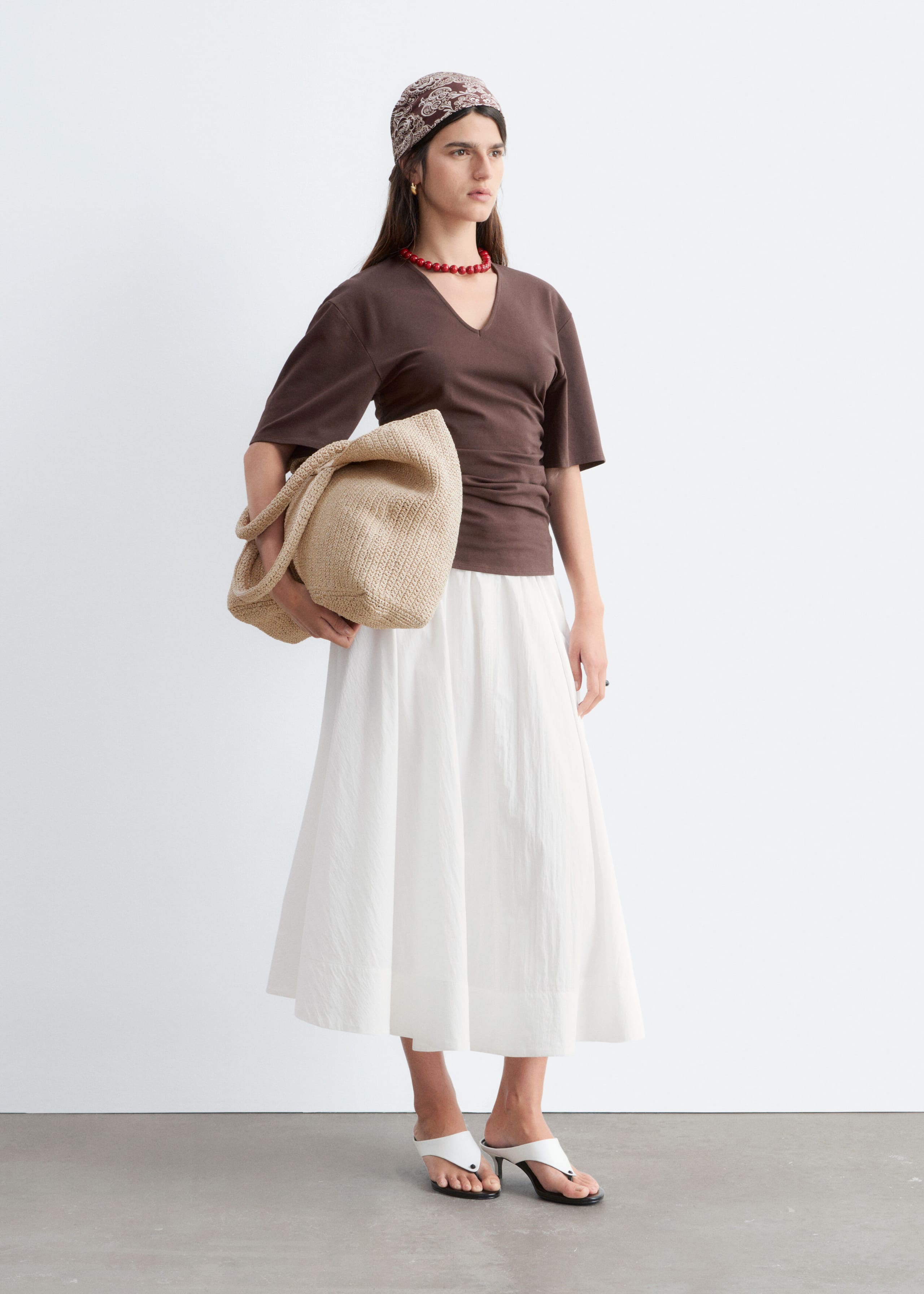 Image of T-shirt froncé à col en V