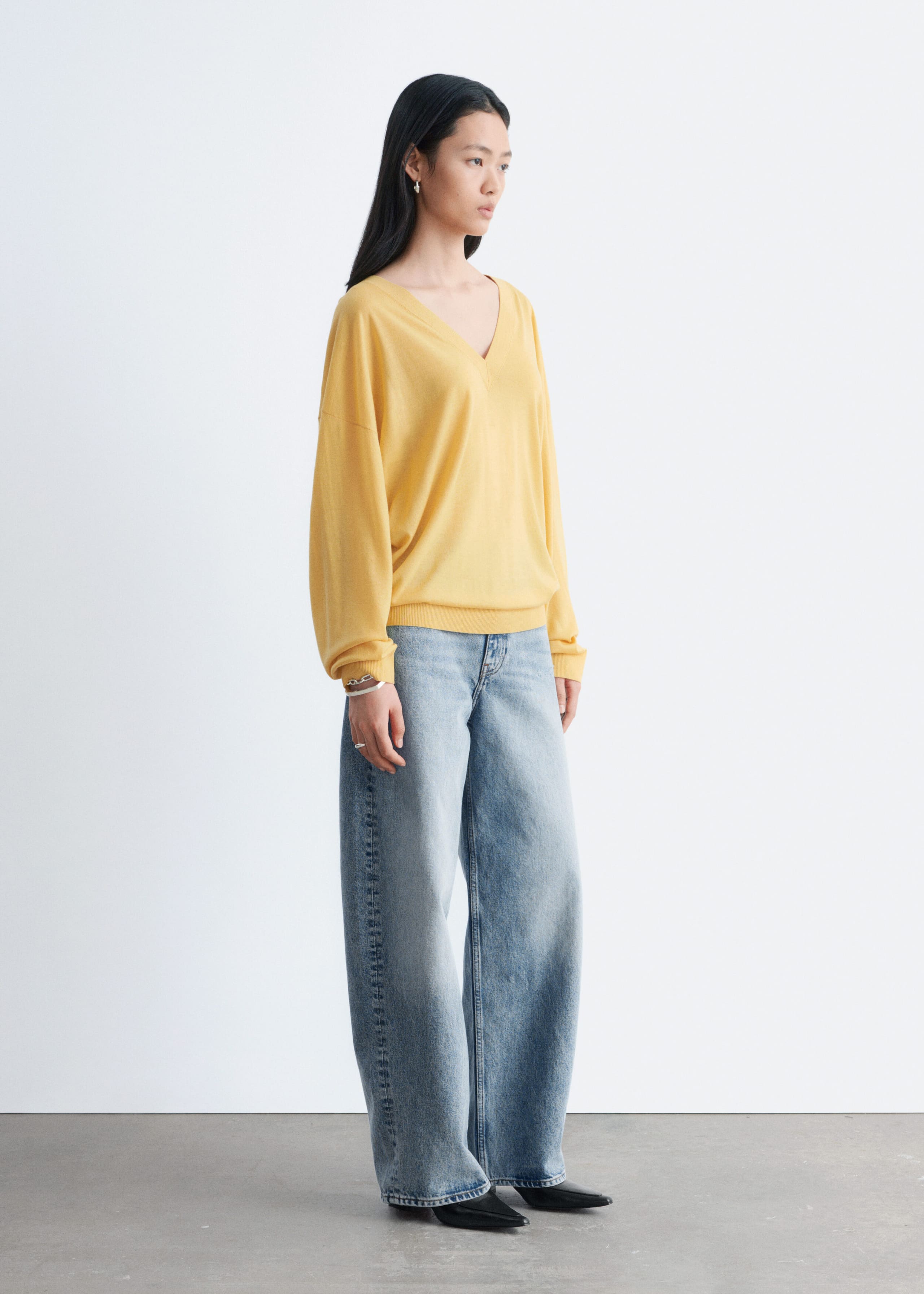 Image of Jersey de lana merino y corte holgado