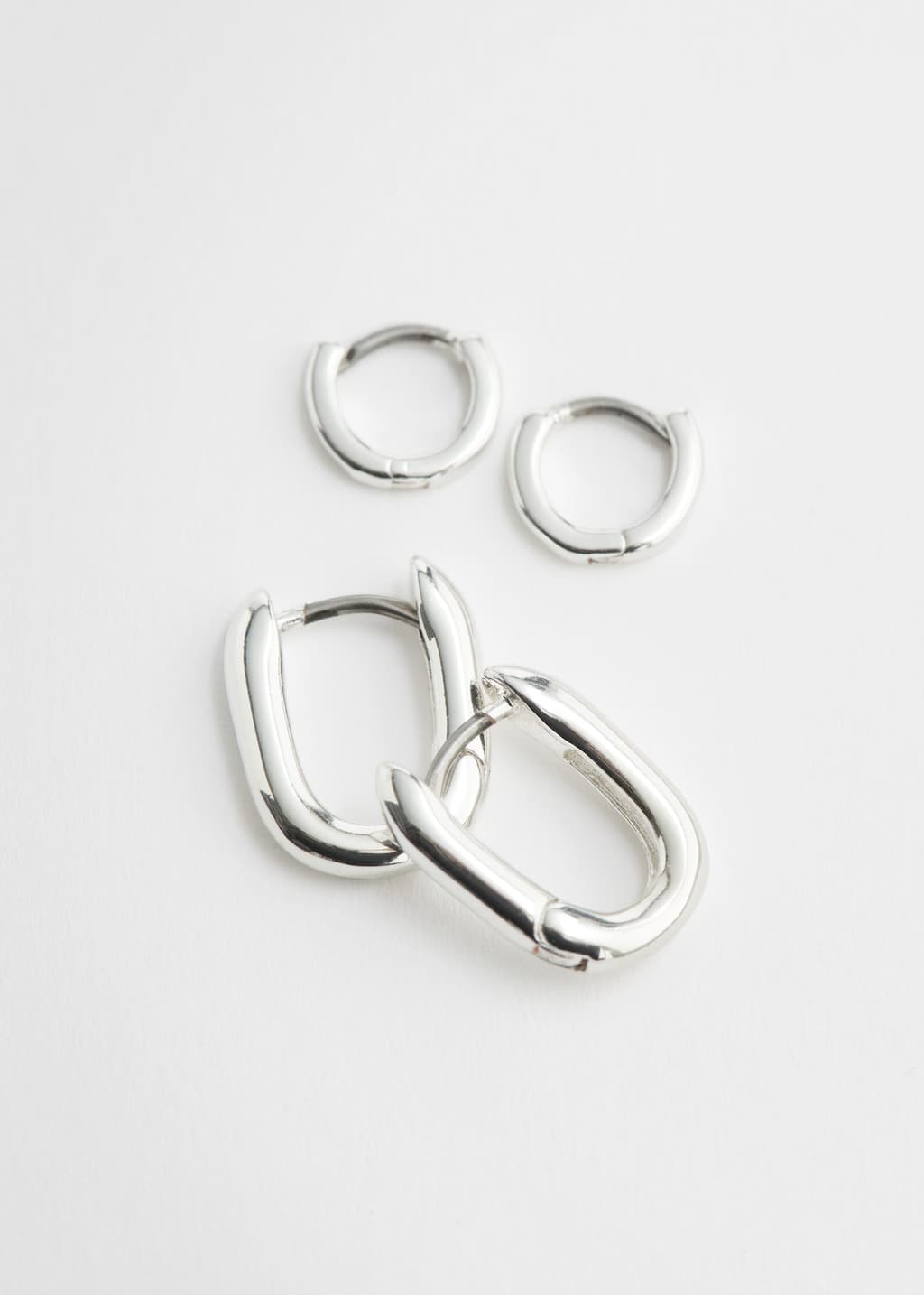 Conjunto de pendientes de aro grueso