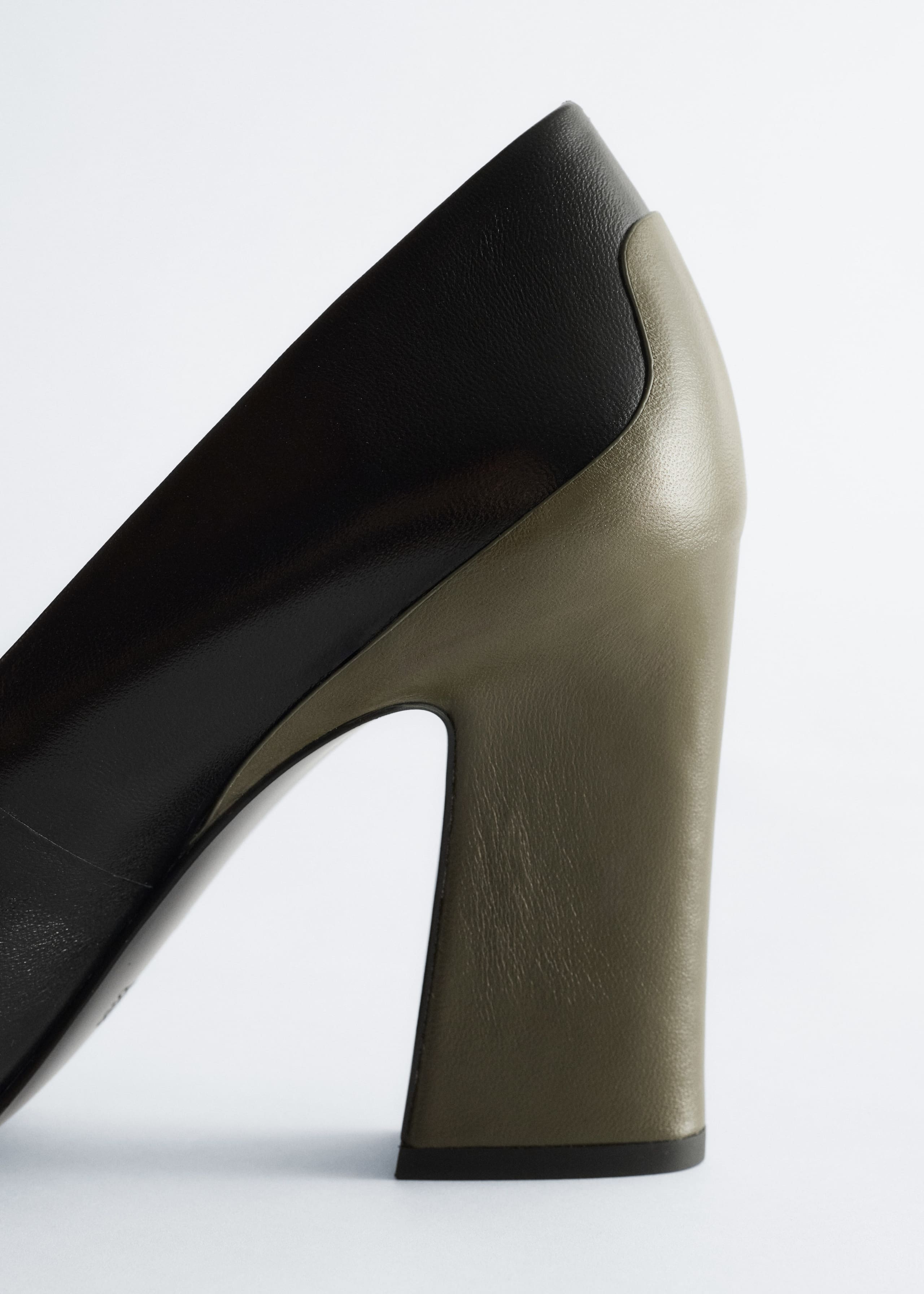 Image of Colour-Blocked Leather Pumps