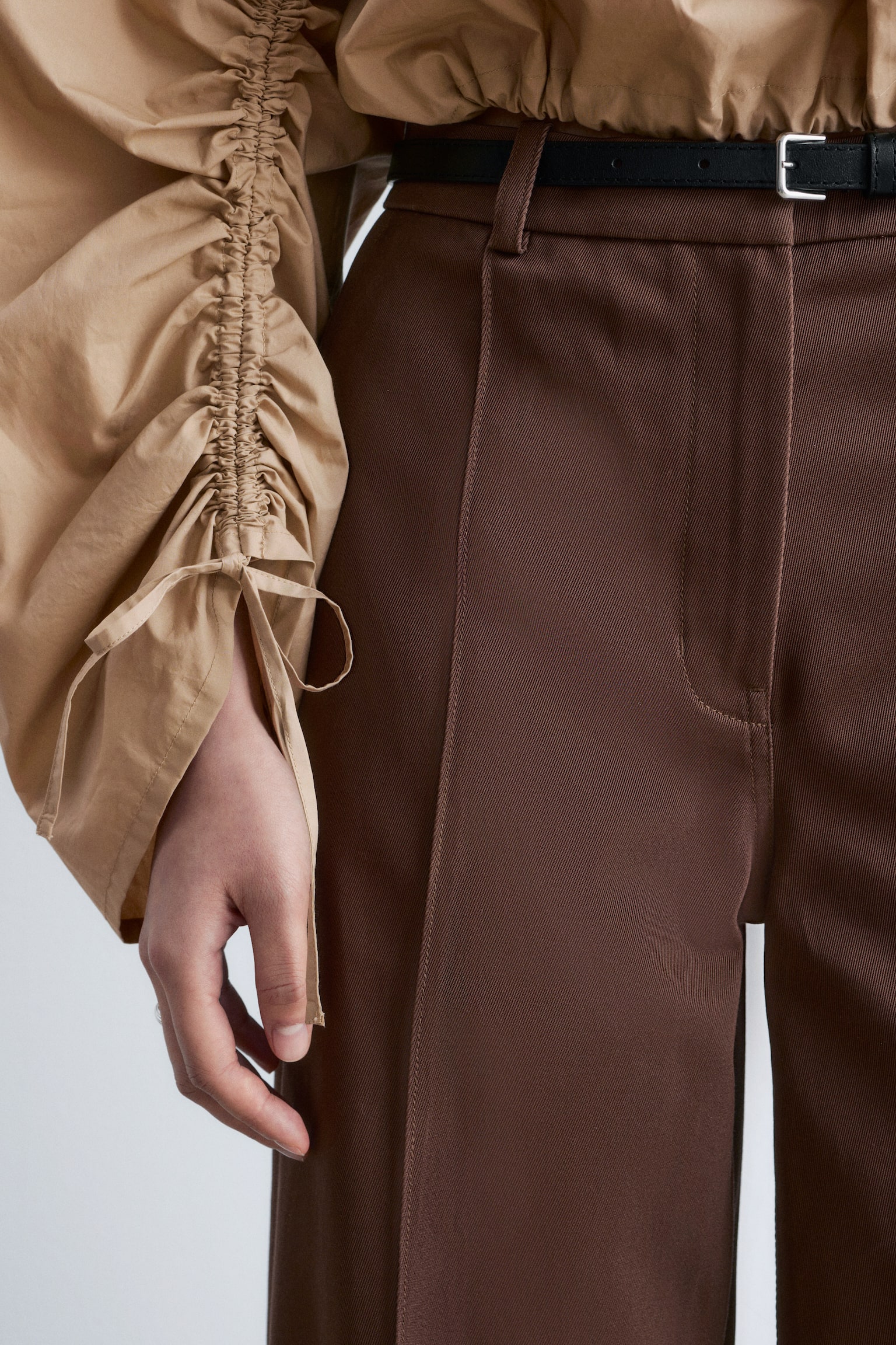 Bomuldsbukser med pressefolder - Brun/Hvid - 5