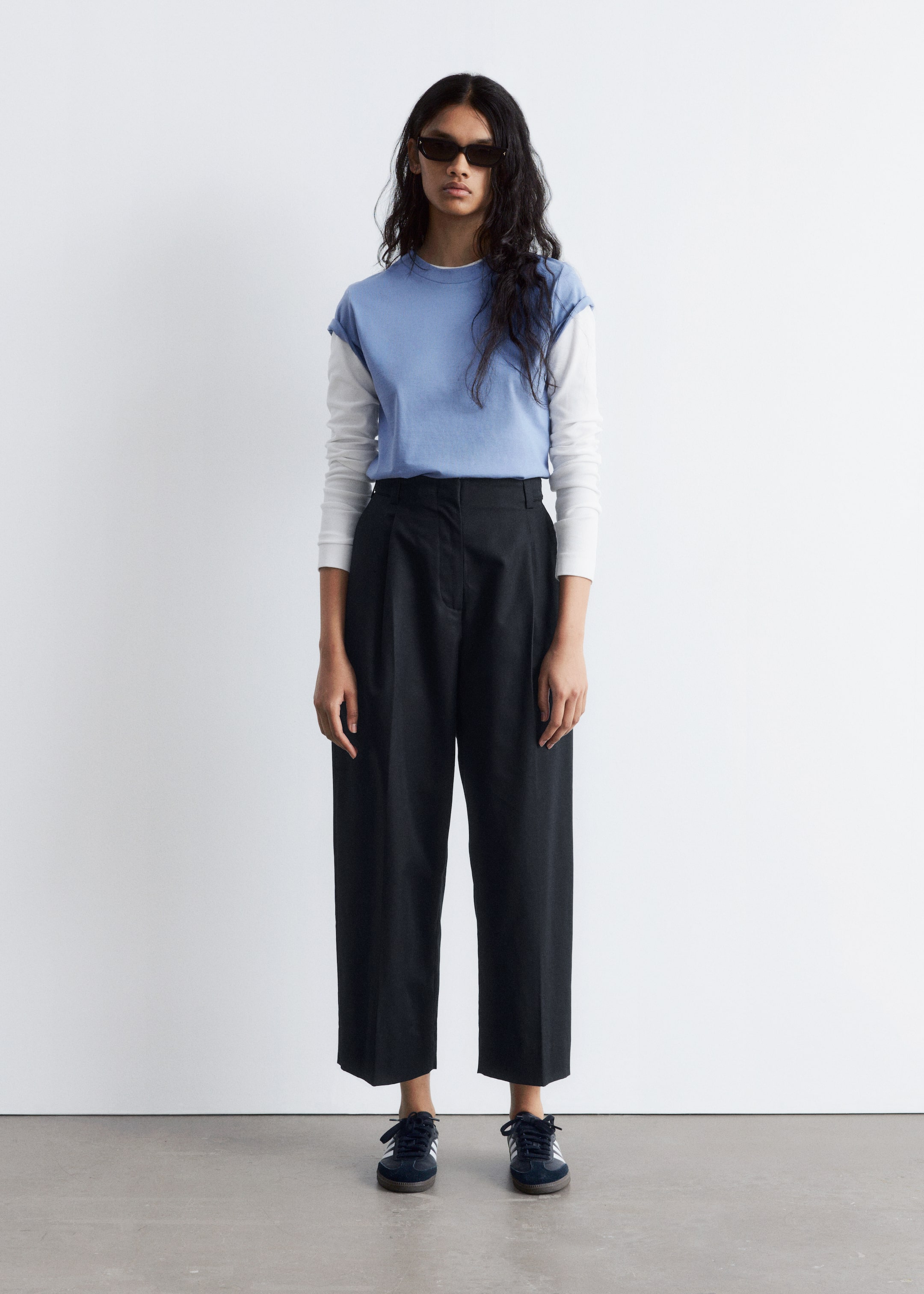 Visa större bild: T-shirt med rund halsringning - Gråblå - DAM | H&M FI 3