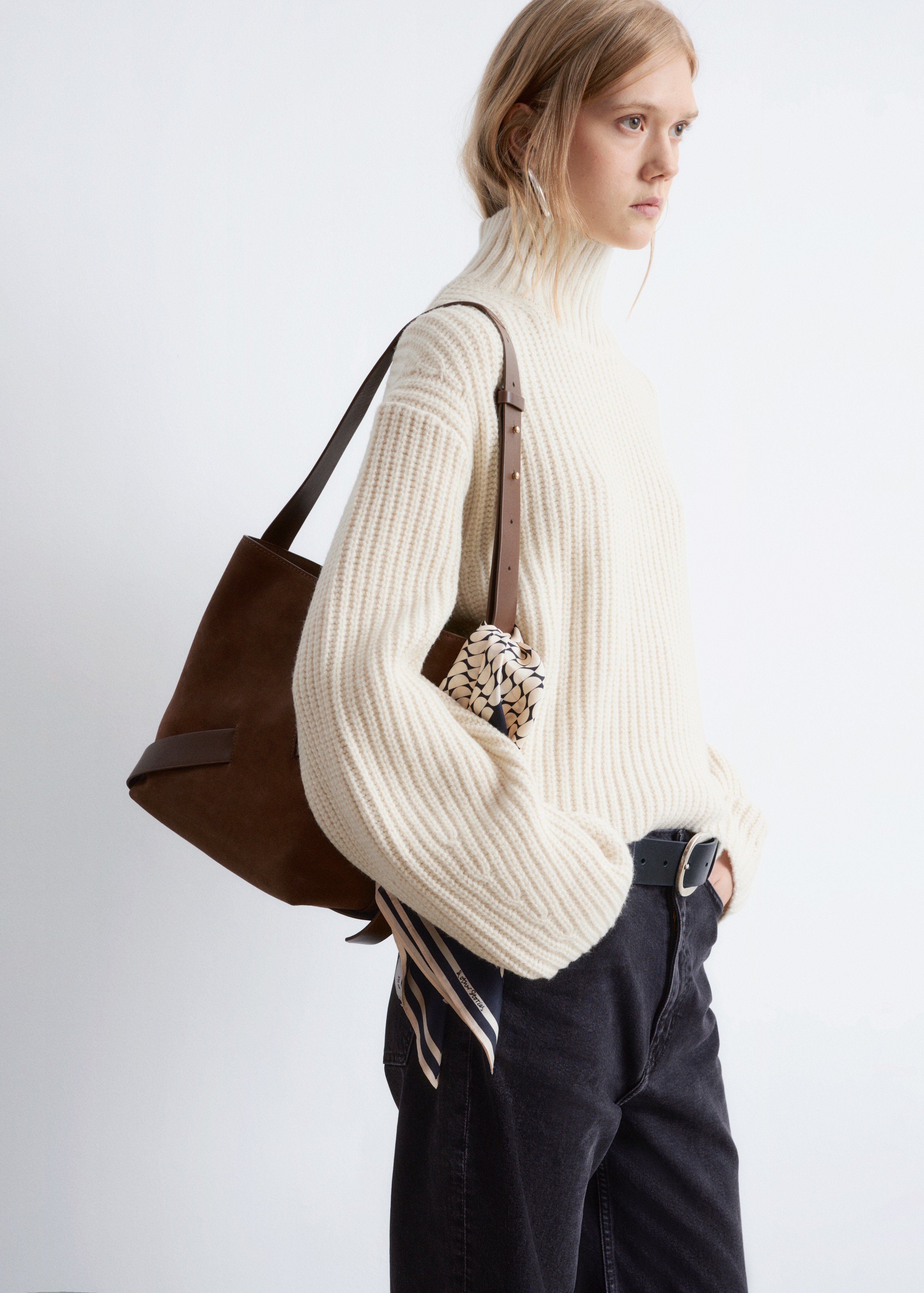 Geantă bucket din piele întoarsă - Piele întoarsă maro/Negru din piele întoarsă