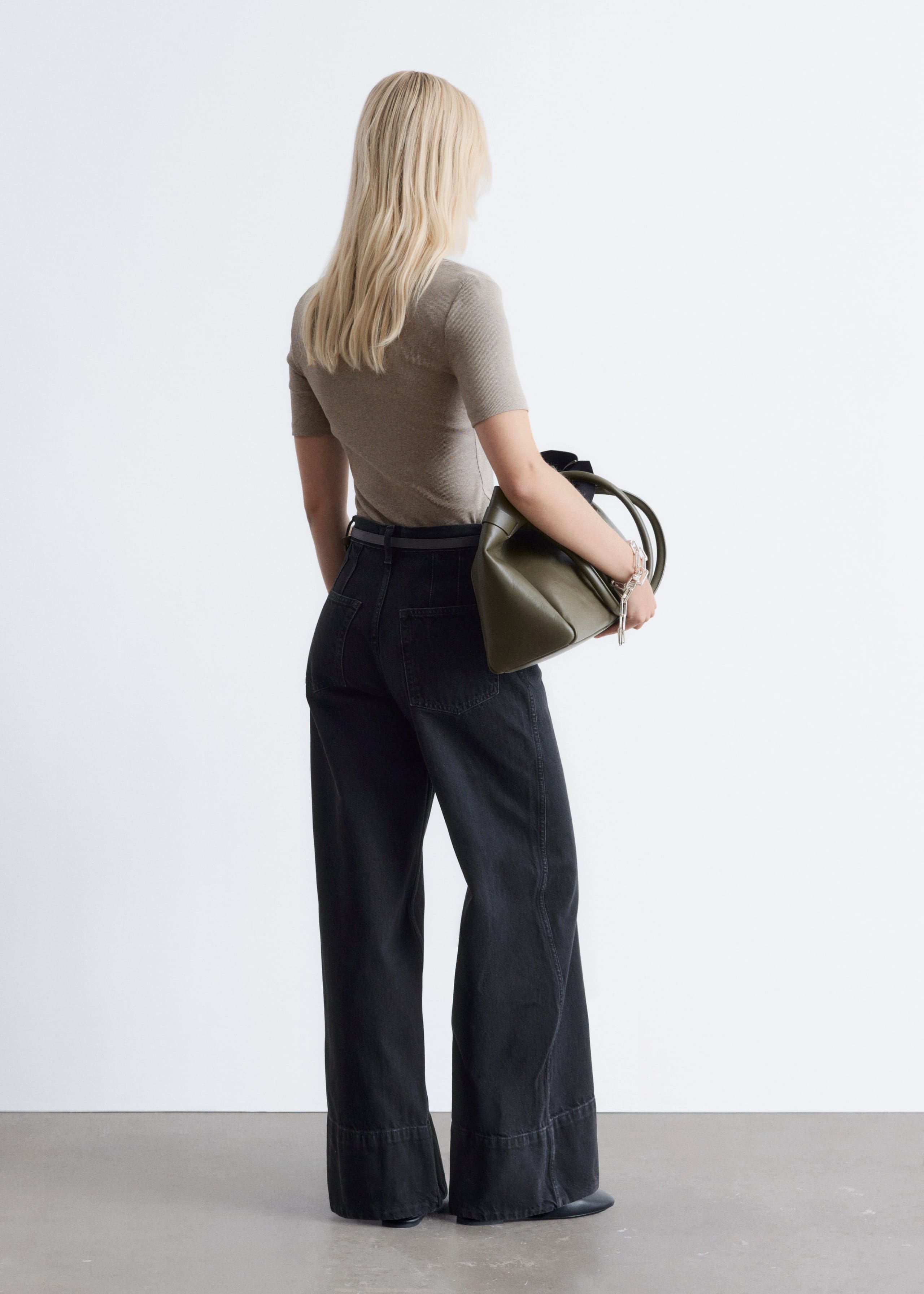 Image of Ribbed T-shirt