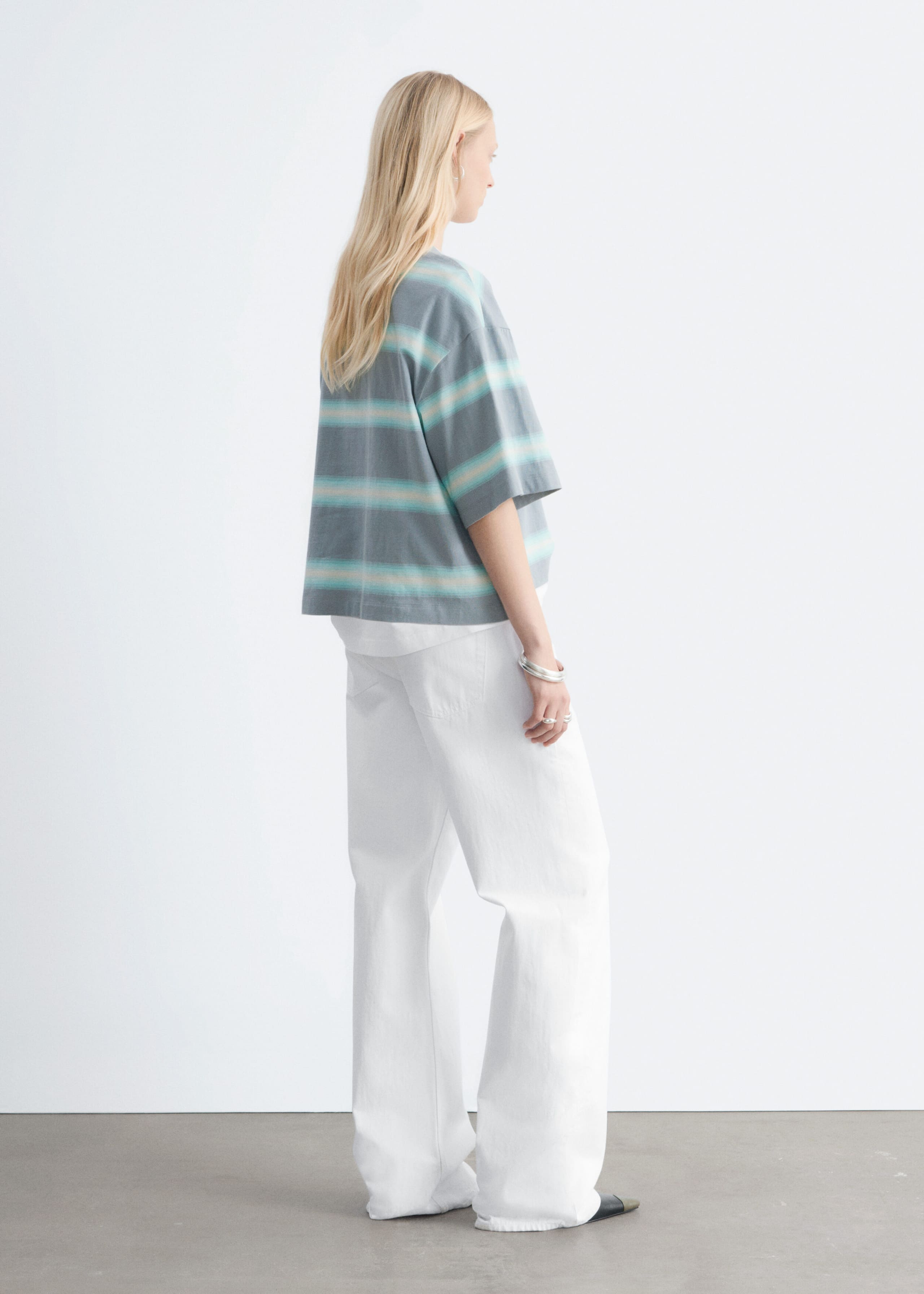 Image of T-shirt oversize in cotone a righe