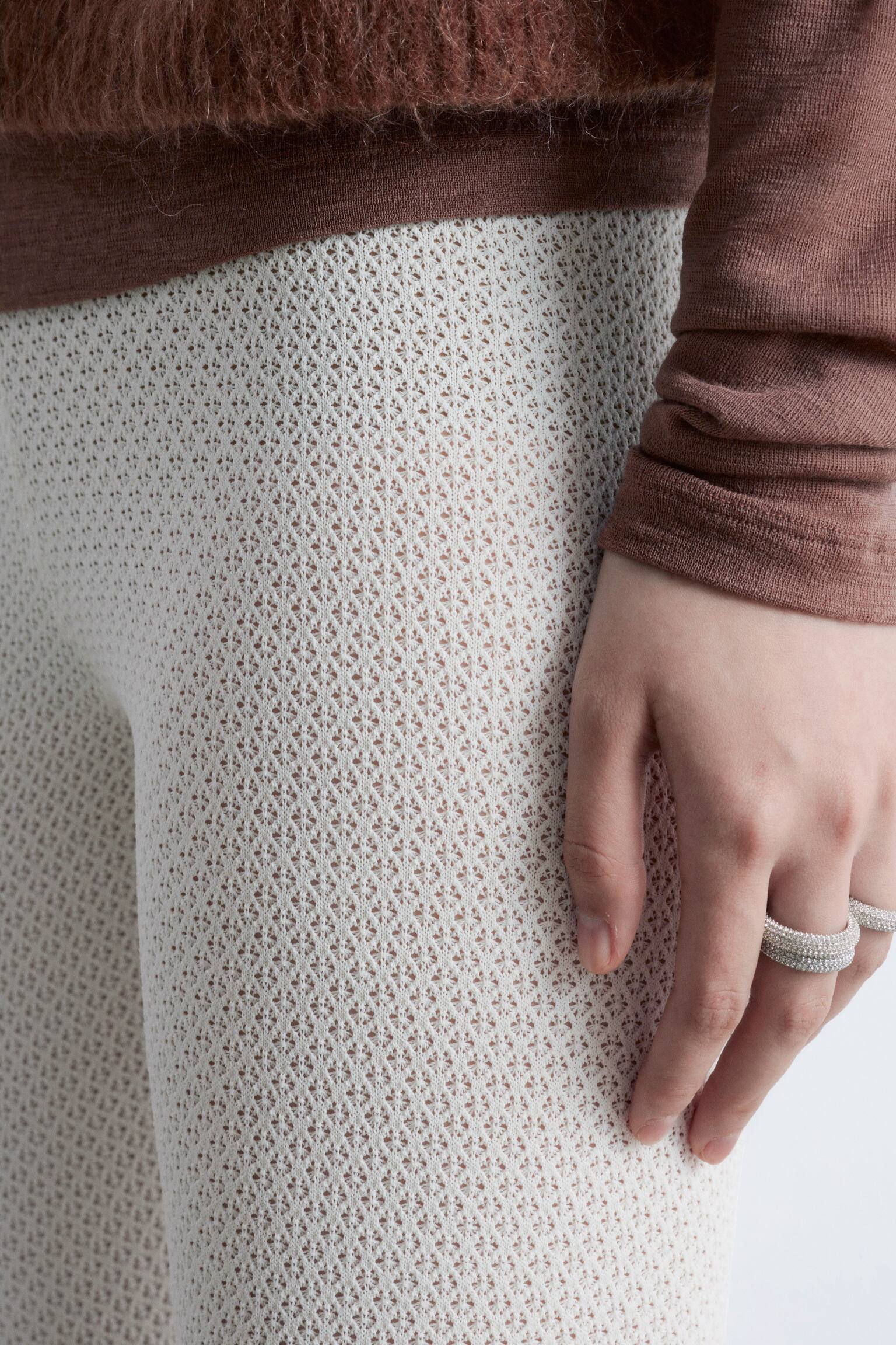 Pointellestickade leggings - Crèmevit - 5