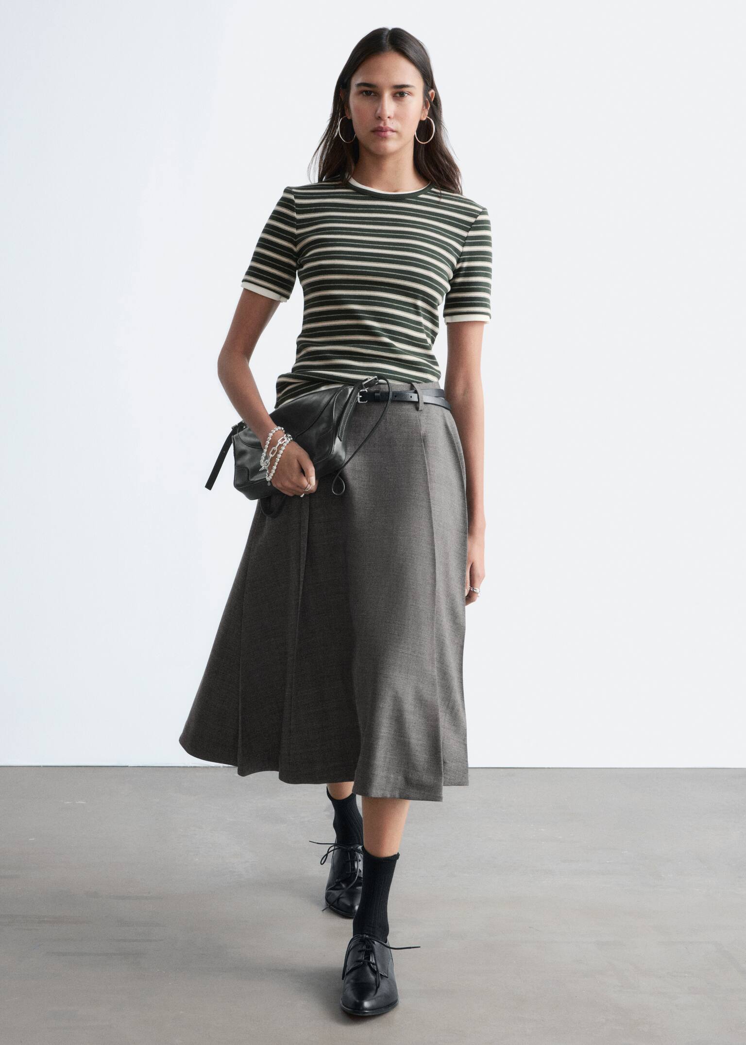 Ribbed T-shirt - Dark Green/Beige Stripes/White - 5