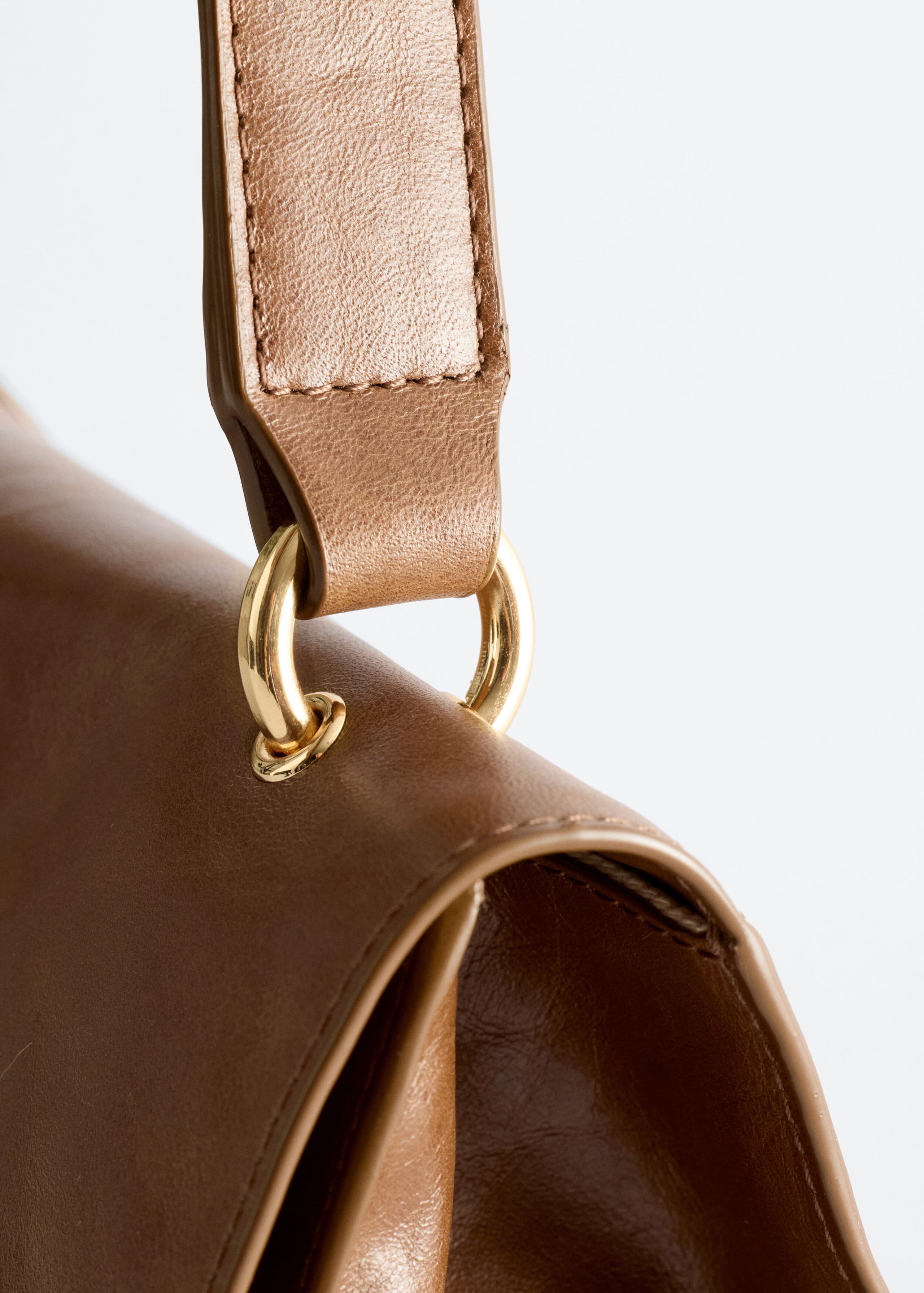 Leather Shoulder Bag - Brown - Still Life