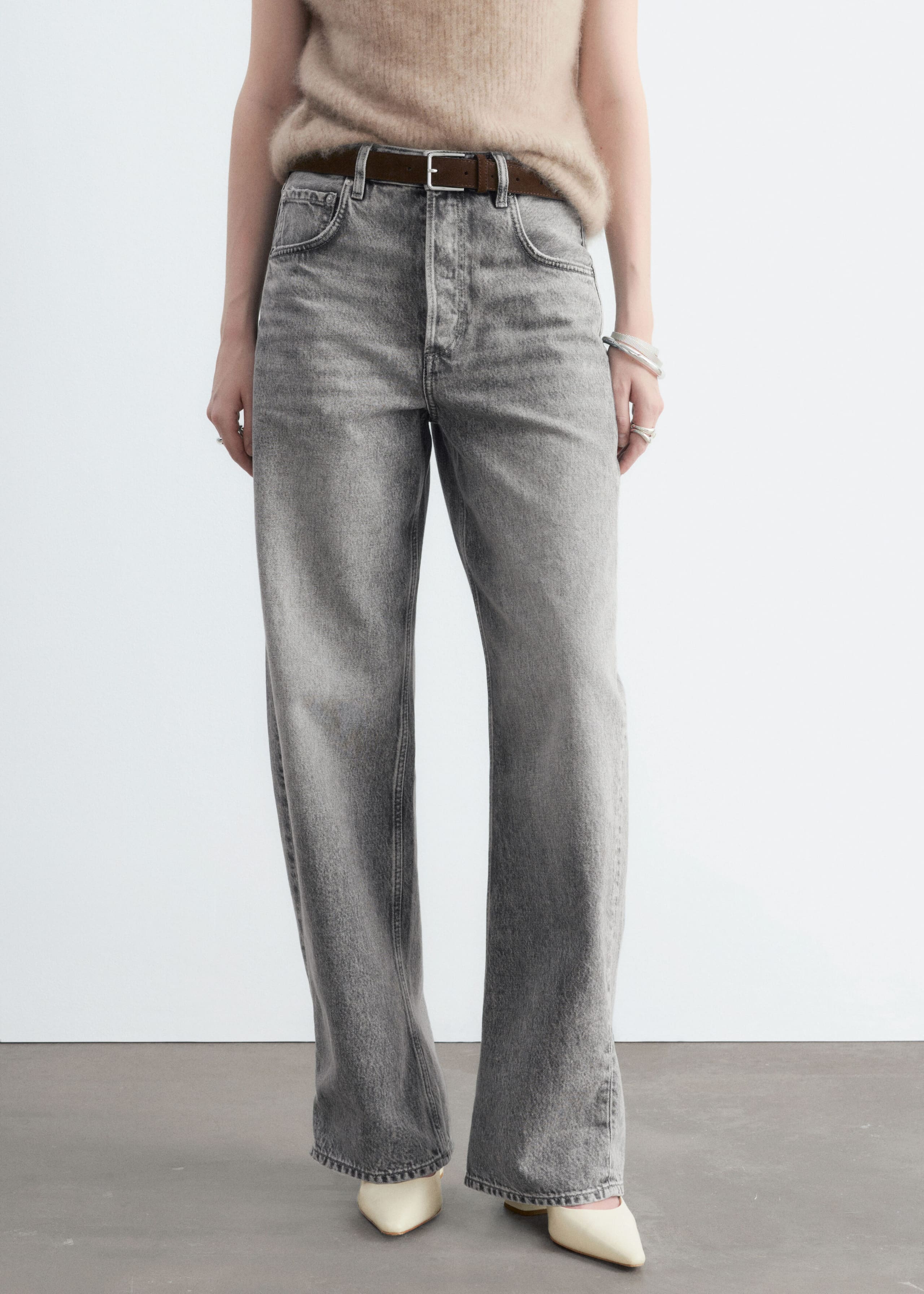 Barrel-Leg Jeans - Vintage Grey - Lookbook