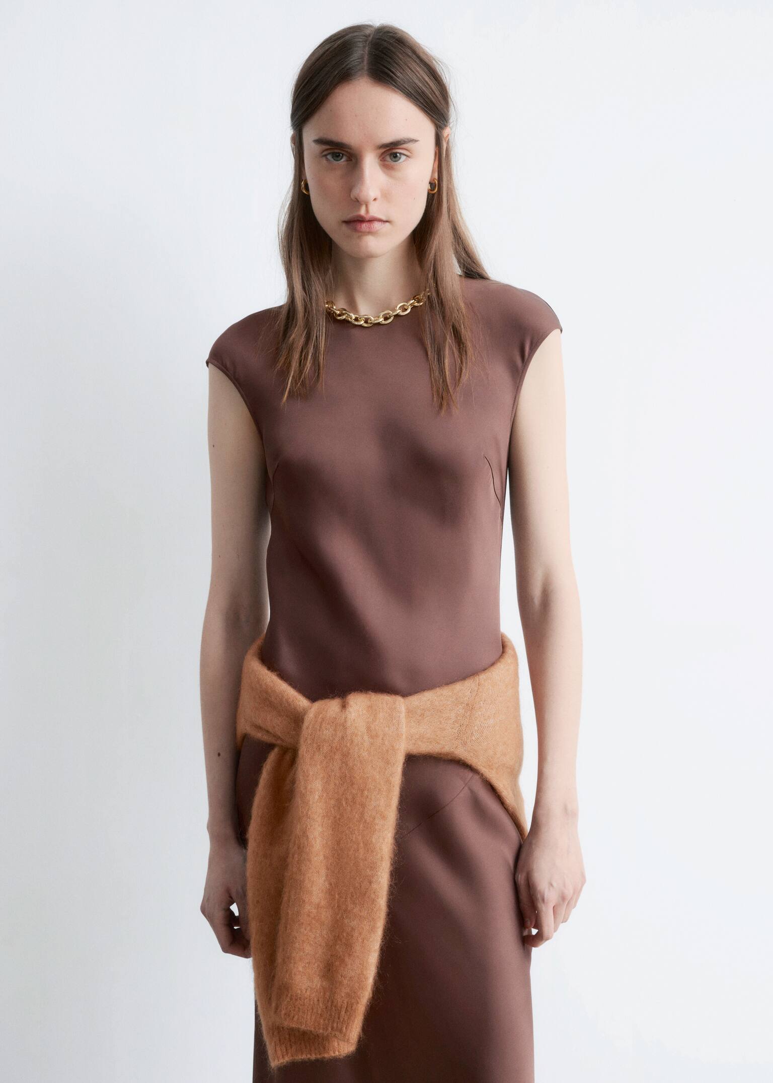 Вталена сатенена макси рокля - Кафяво/Тъмносиньо - 6