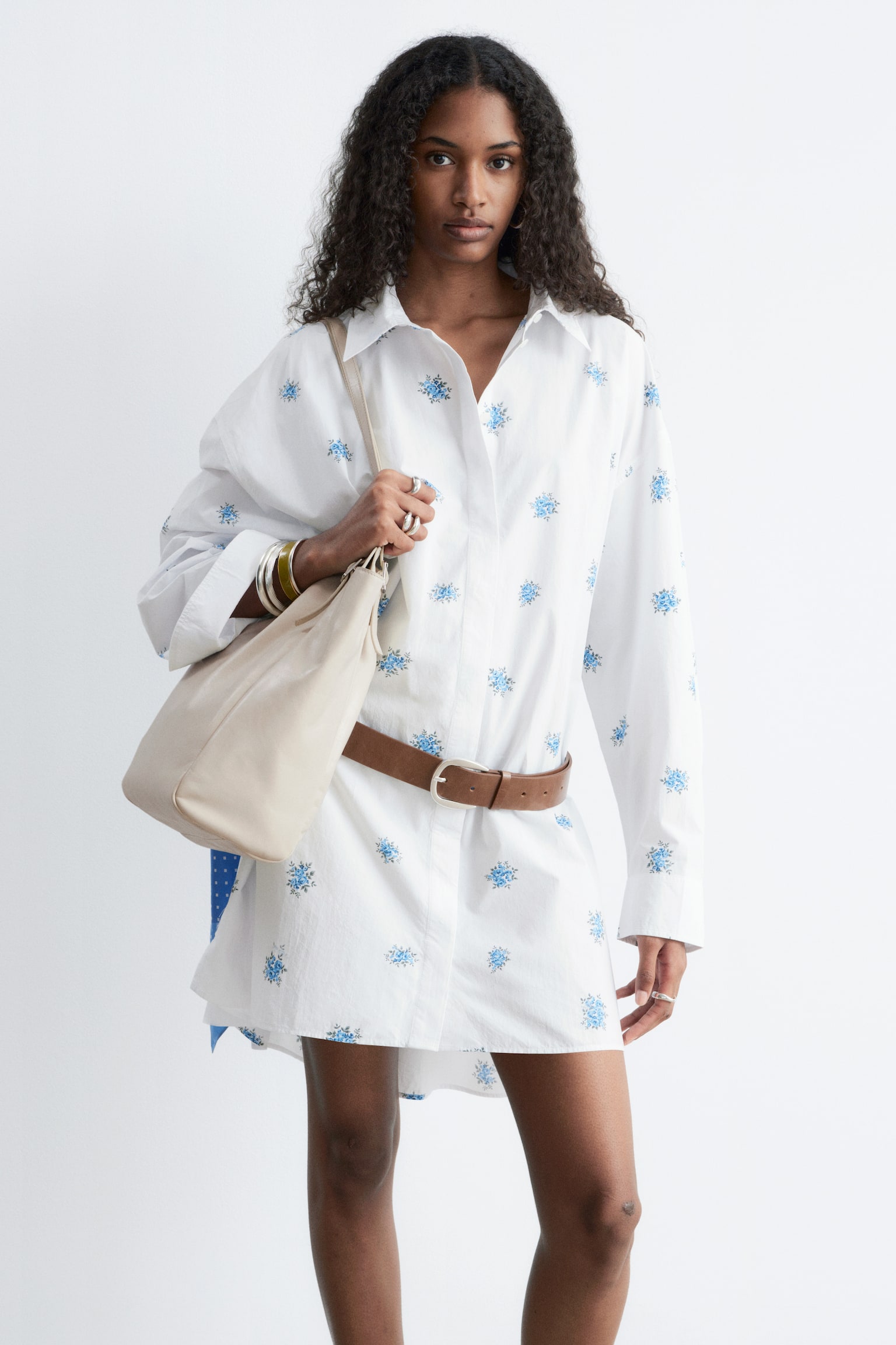 Robe-chemise courte oversize - Blanc / Motif floral bleu/Rayures fines gris/blanc - 6