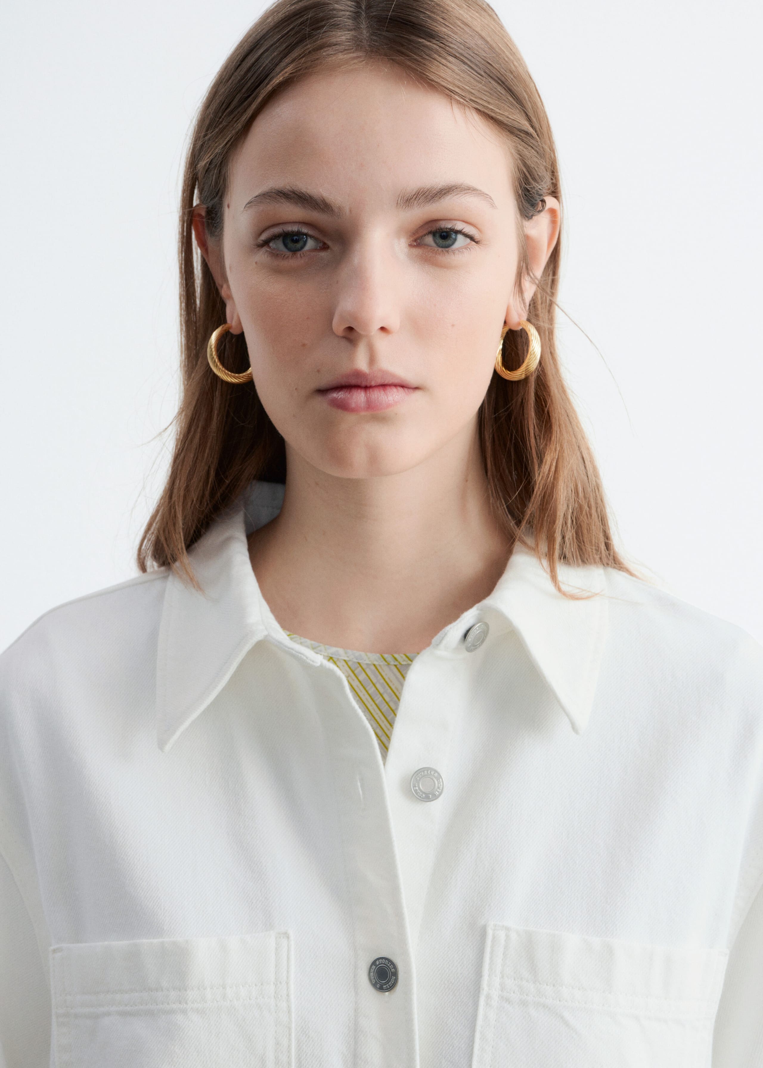 Relaxed Short-Sleeve Denim Shirt - White - Lookbook
