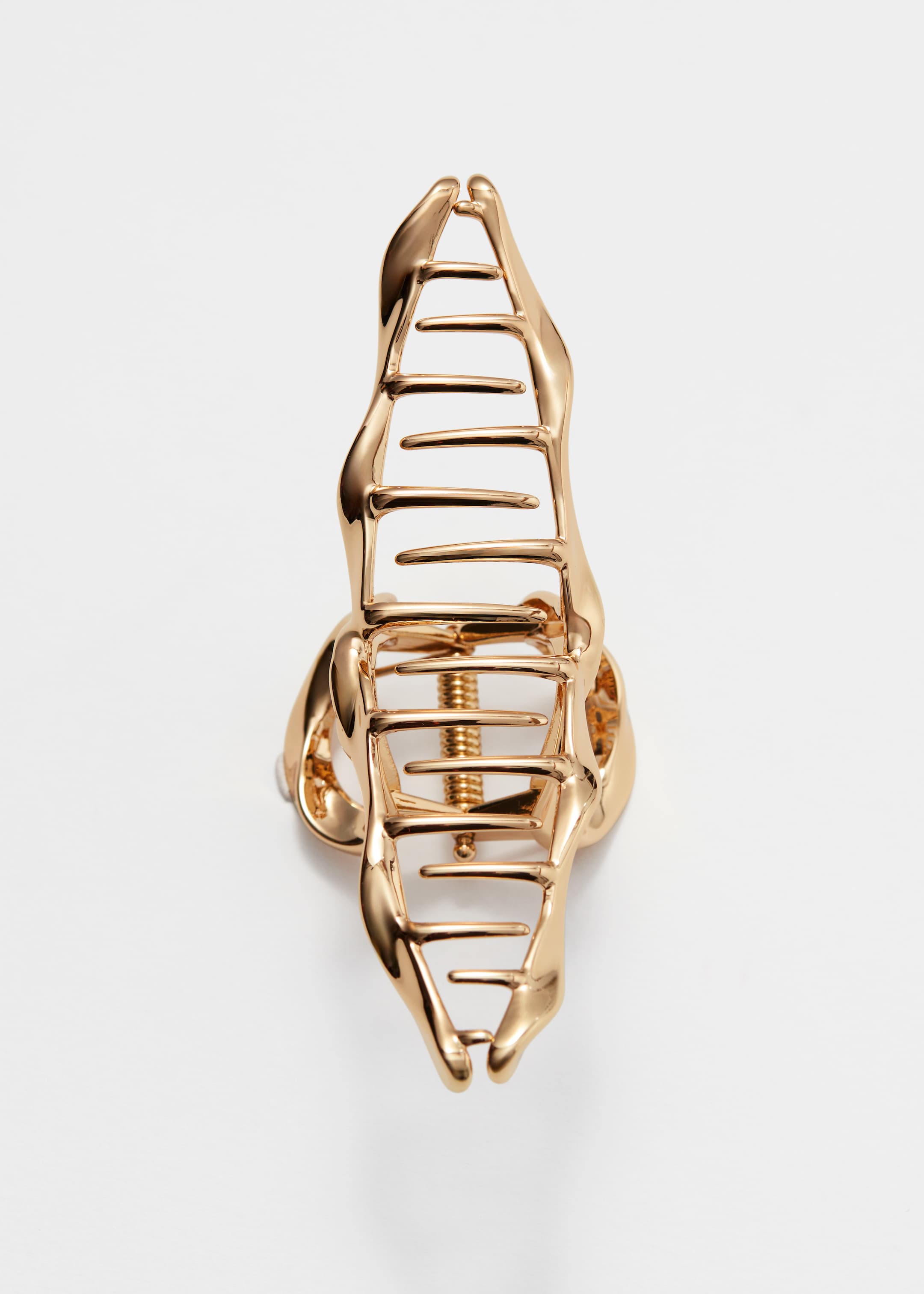Visa större bild: Vriden hårklämma - Guld - DAM | H&M SE 3