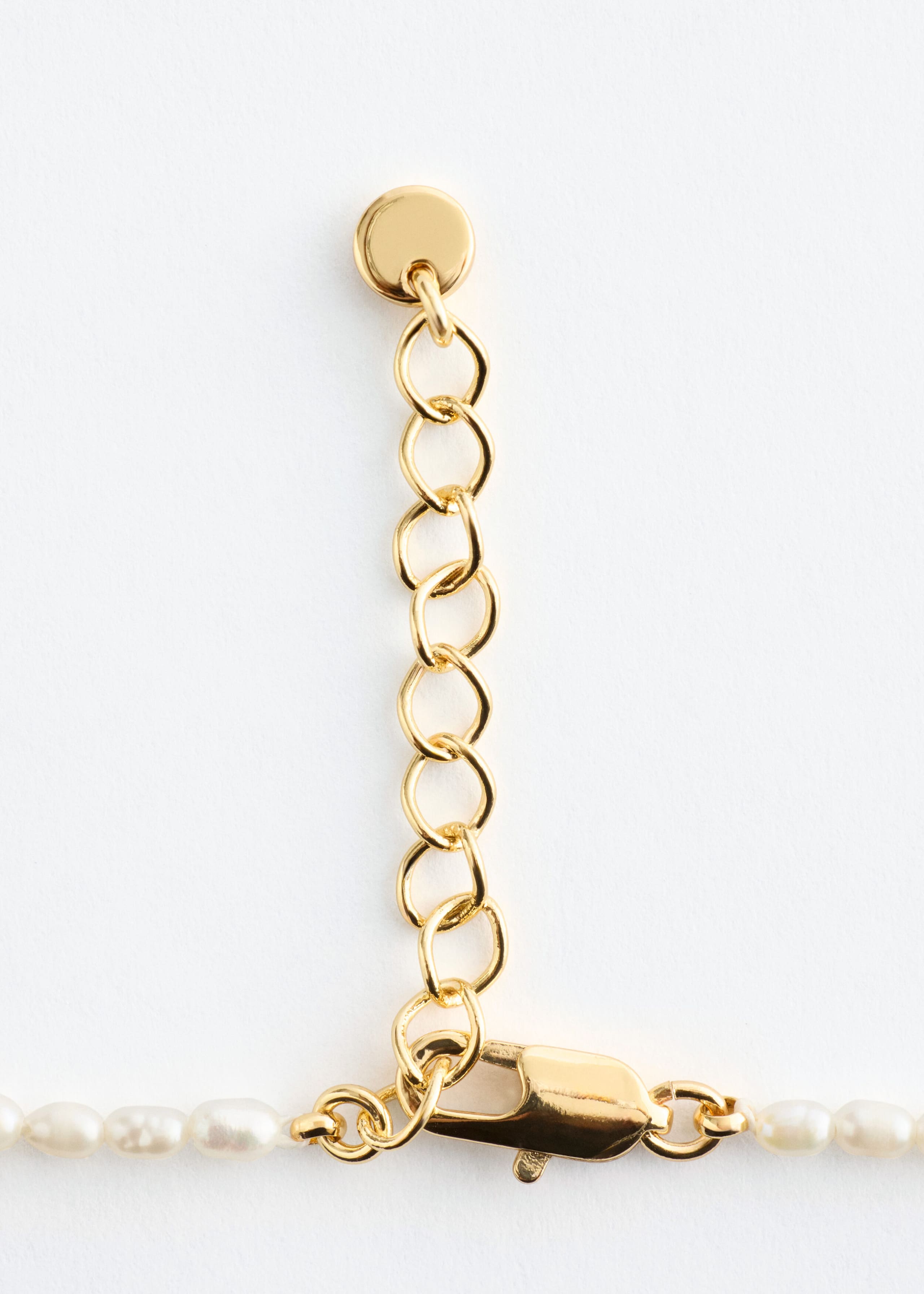 Freshwater Pearl Necklace - {{variantName}} - Descriptive Detail