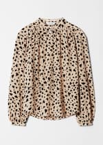 Beige Heart Pattern