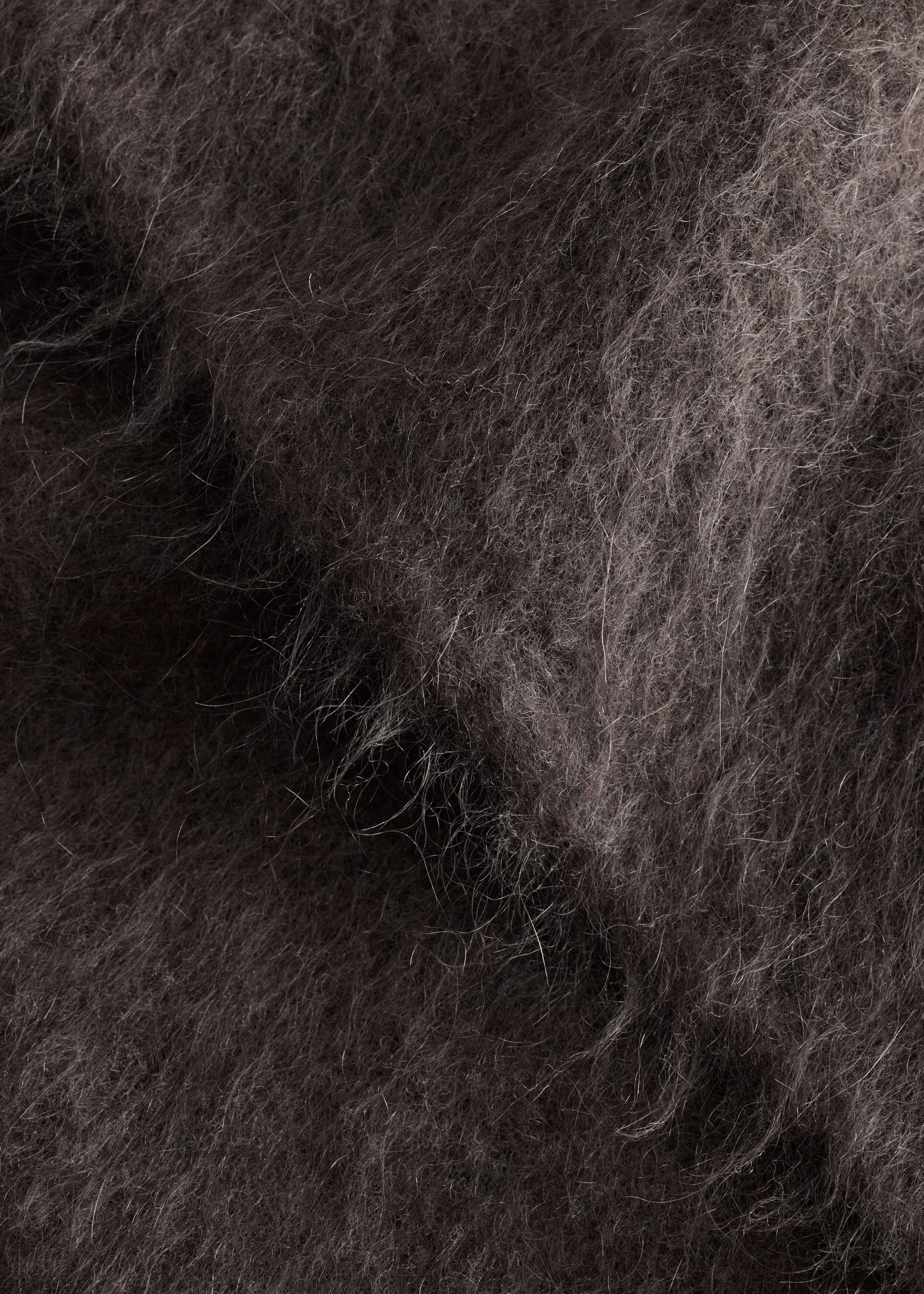 Sciarpa in misto mohair con frange - {{variantName}} - Descrizione dettagliata