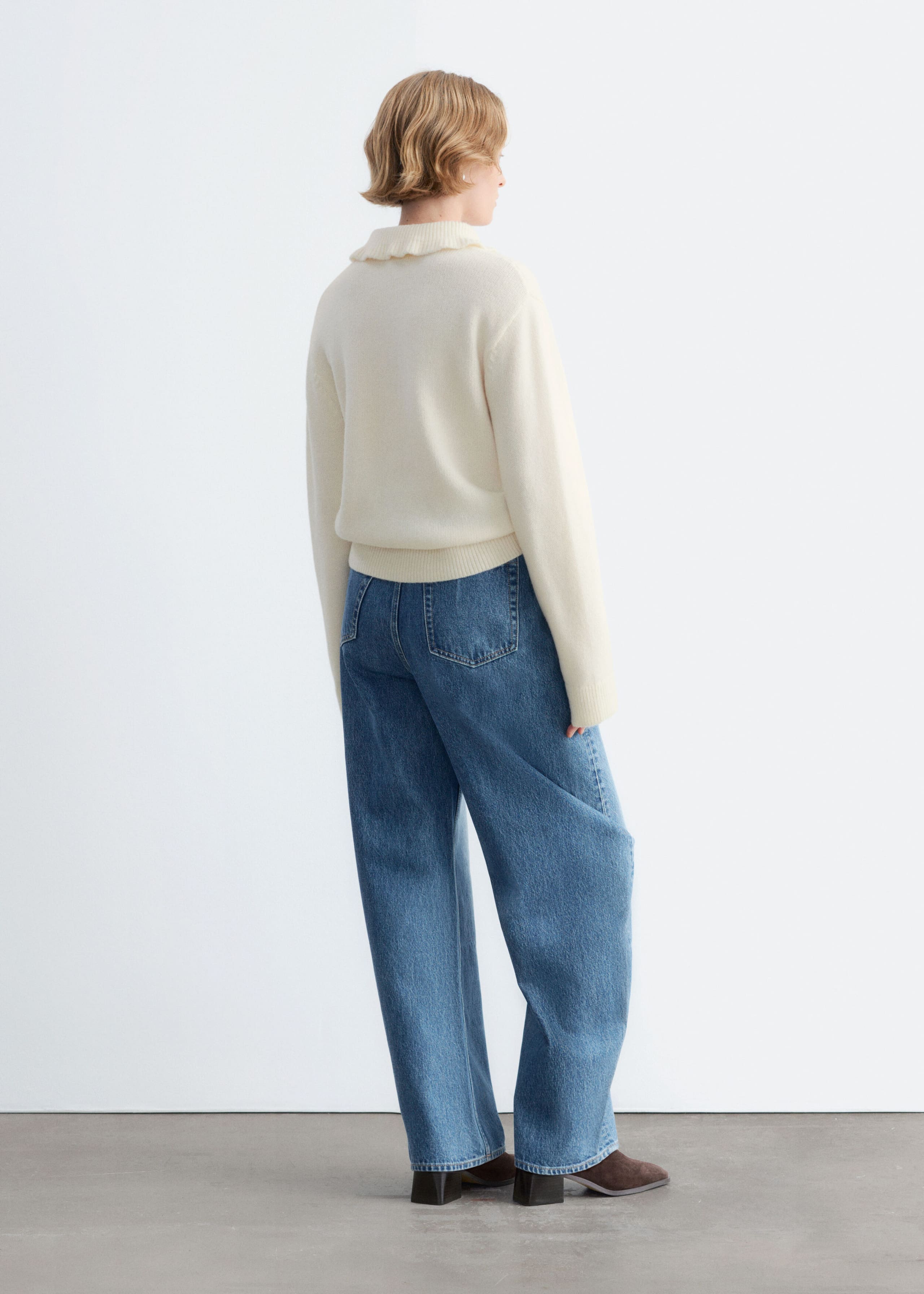 Pull à col volanté - Écru - Lookbook