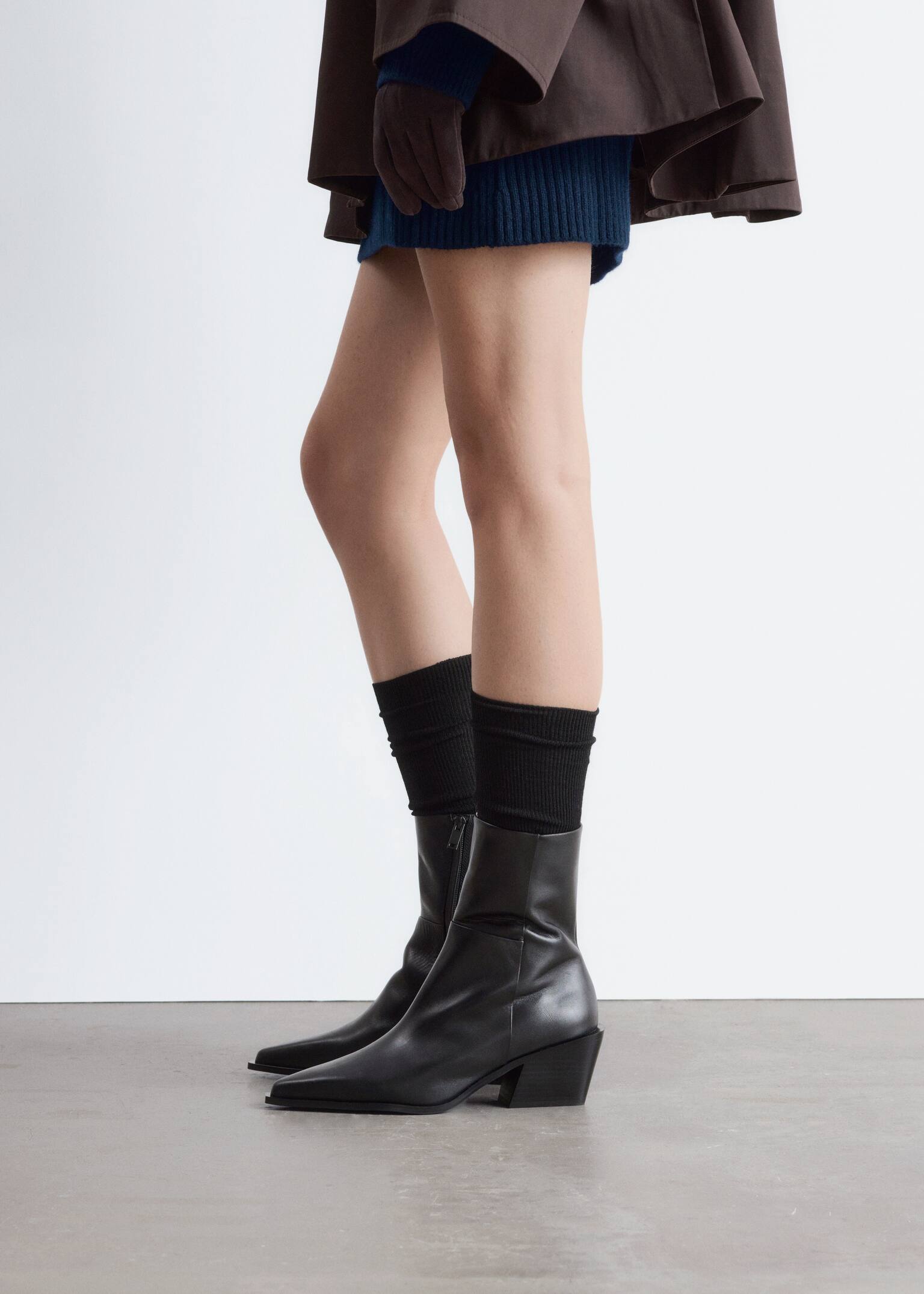 Sleek Leather Cowboy Boots - Black