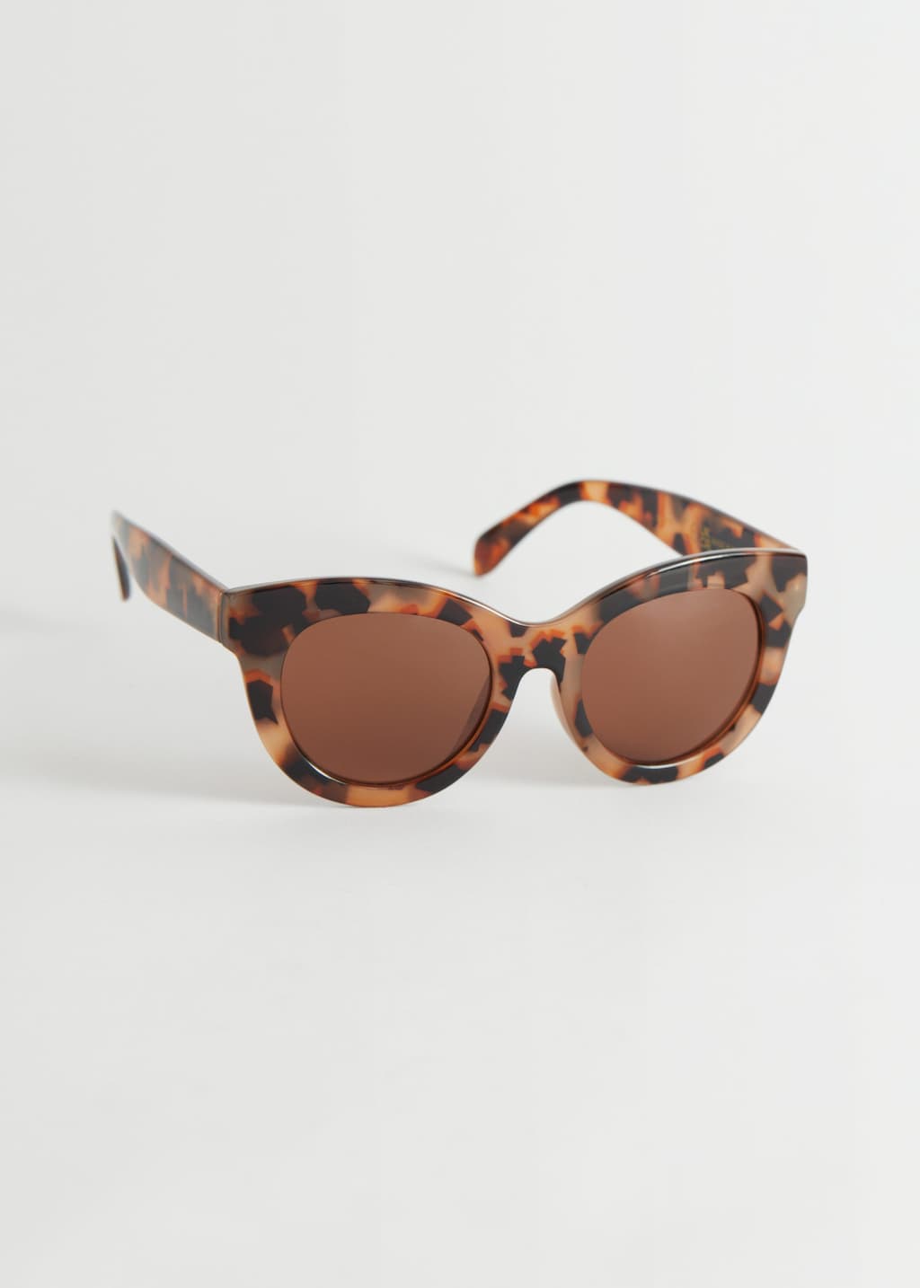 OversizedRoundLensSunglasses – Brown – Martwa natura