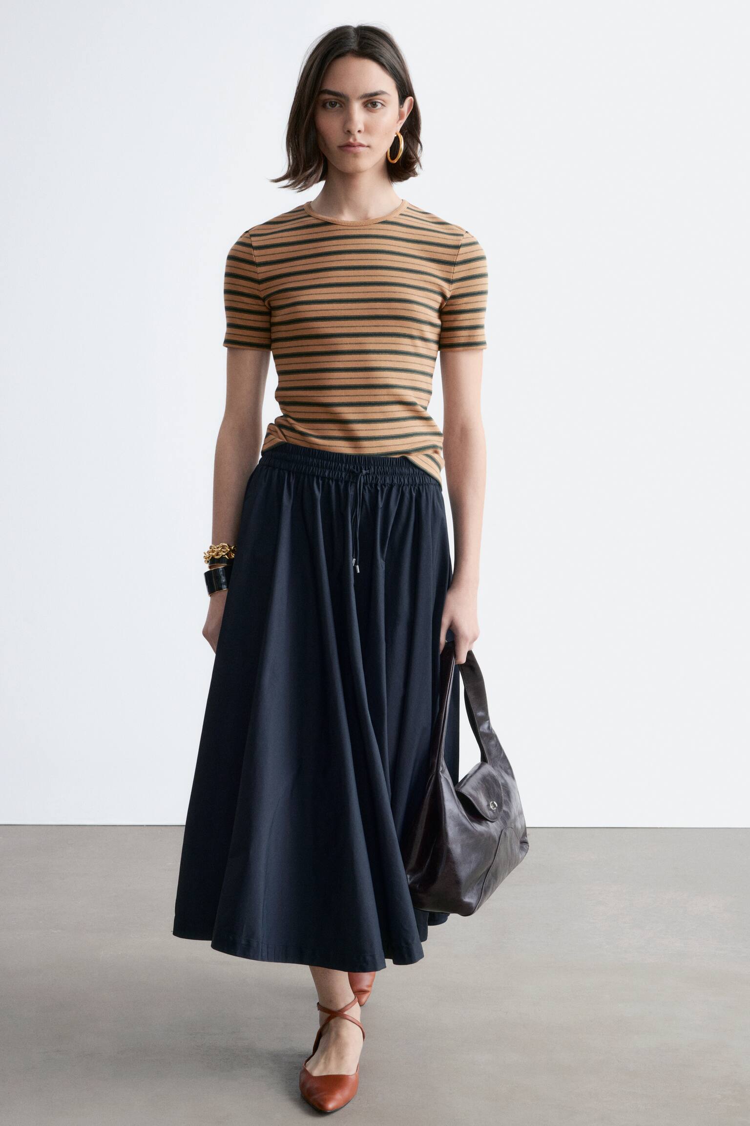 Žebrované tričko - Hnědá/pruhy/Tmavě zelené/béžové proužky/Bílá - 3