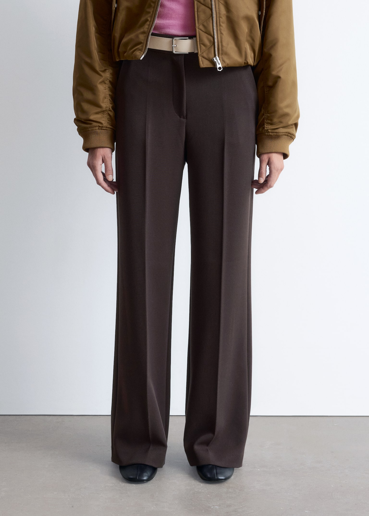 Wijde broek met persplooien - Donkerbruin/Donkerrood/Kaki/Marineblauw/Crème/Zwart - 4