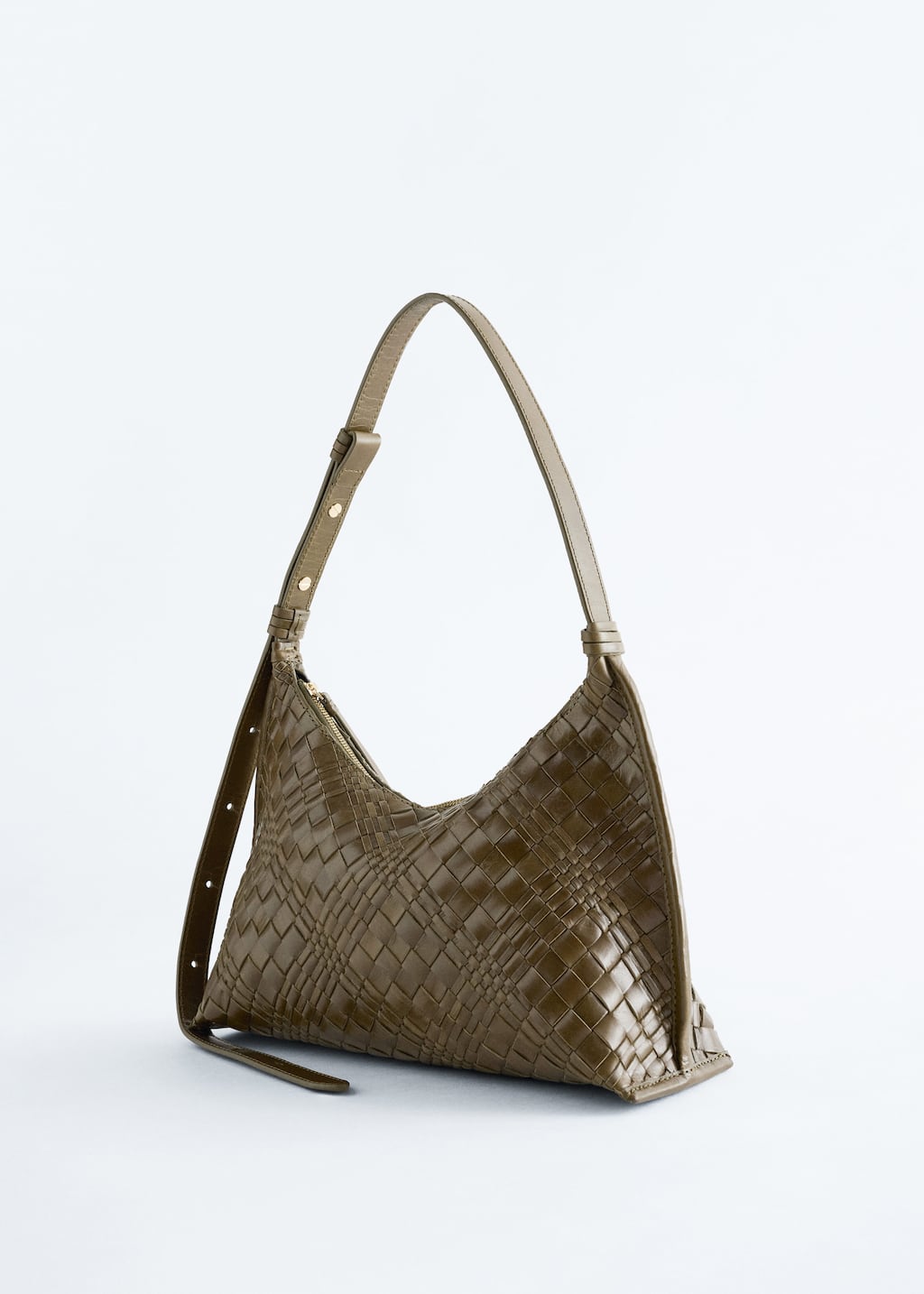 Image of Crossbodyväska i flätat läder