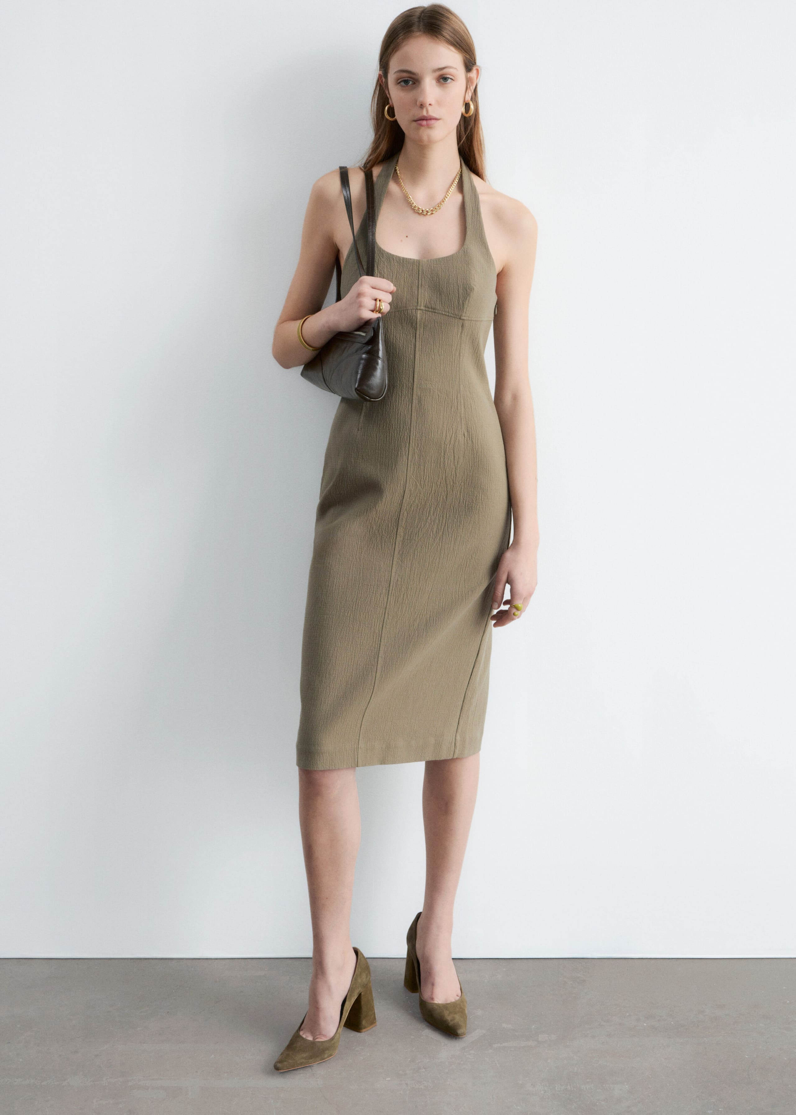 Image of Vestido midi con cuello halter