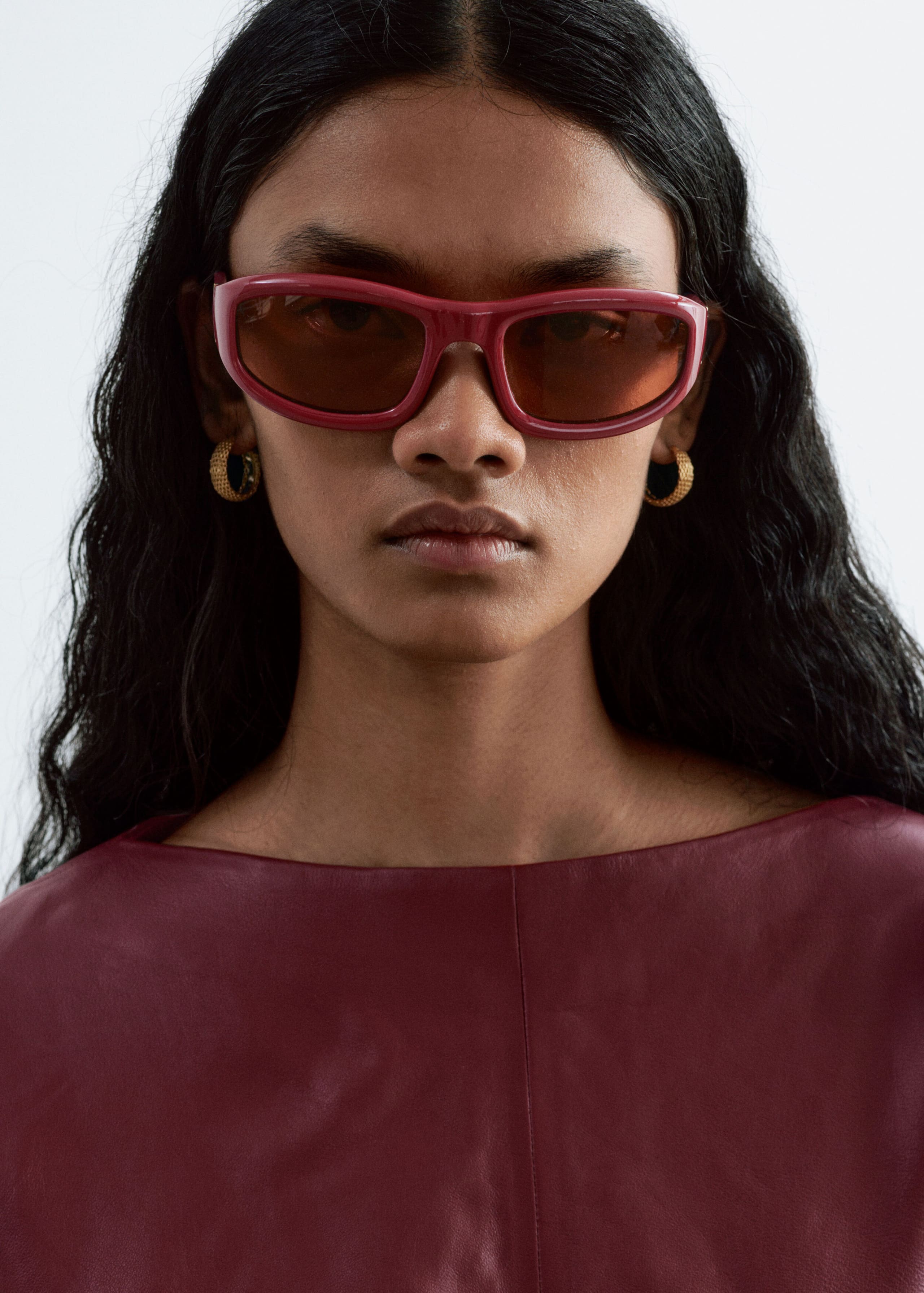 Haut en cuir à nouer au dos - Rouge foncé - Lookbook