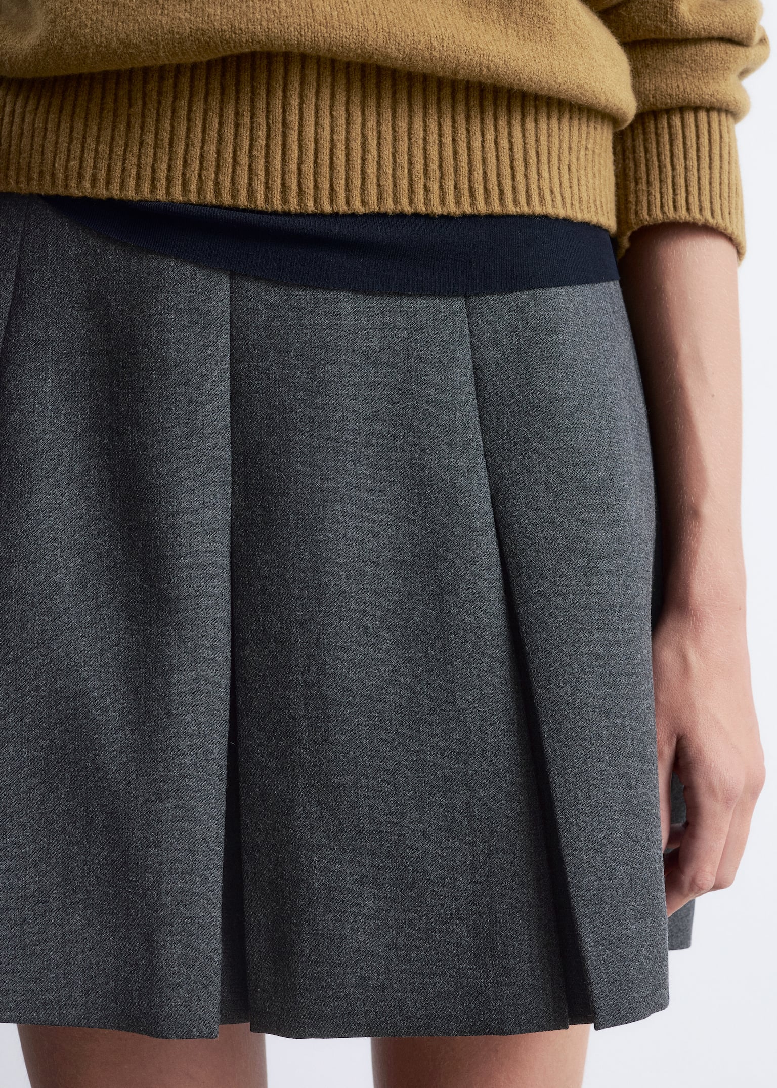 Pleated Wool Mini Skirt - Dark Grey - 6