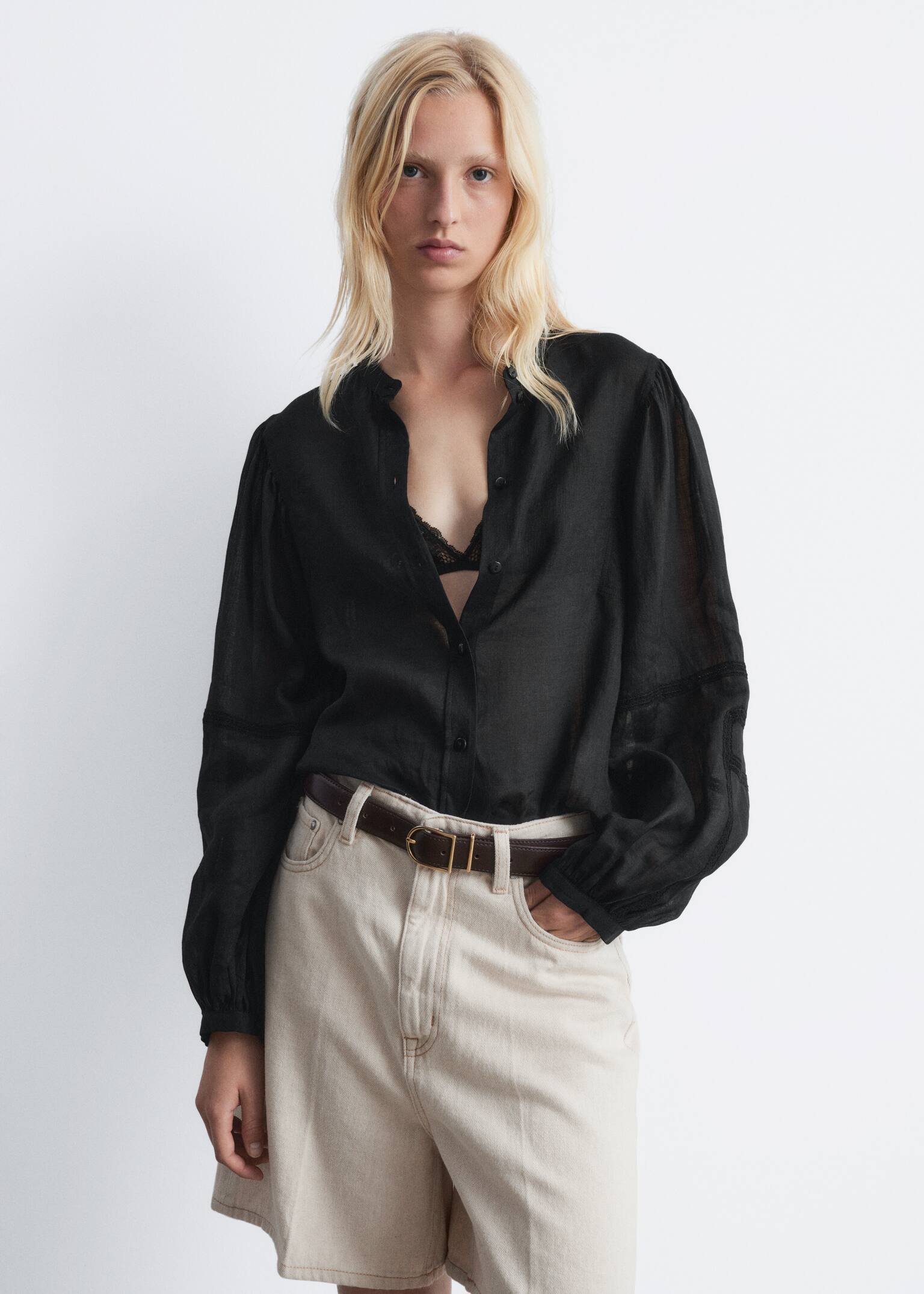 Blouse met volumineuze mouwen - Zwart