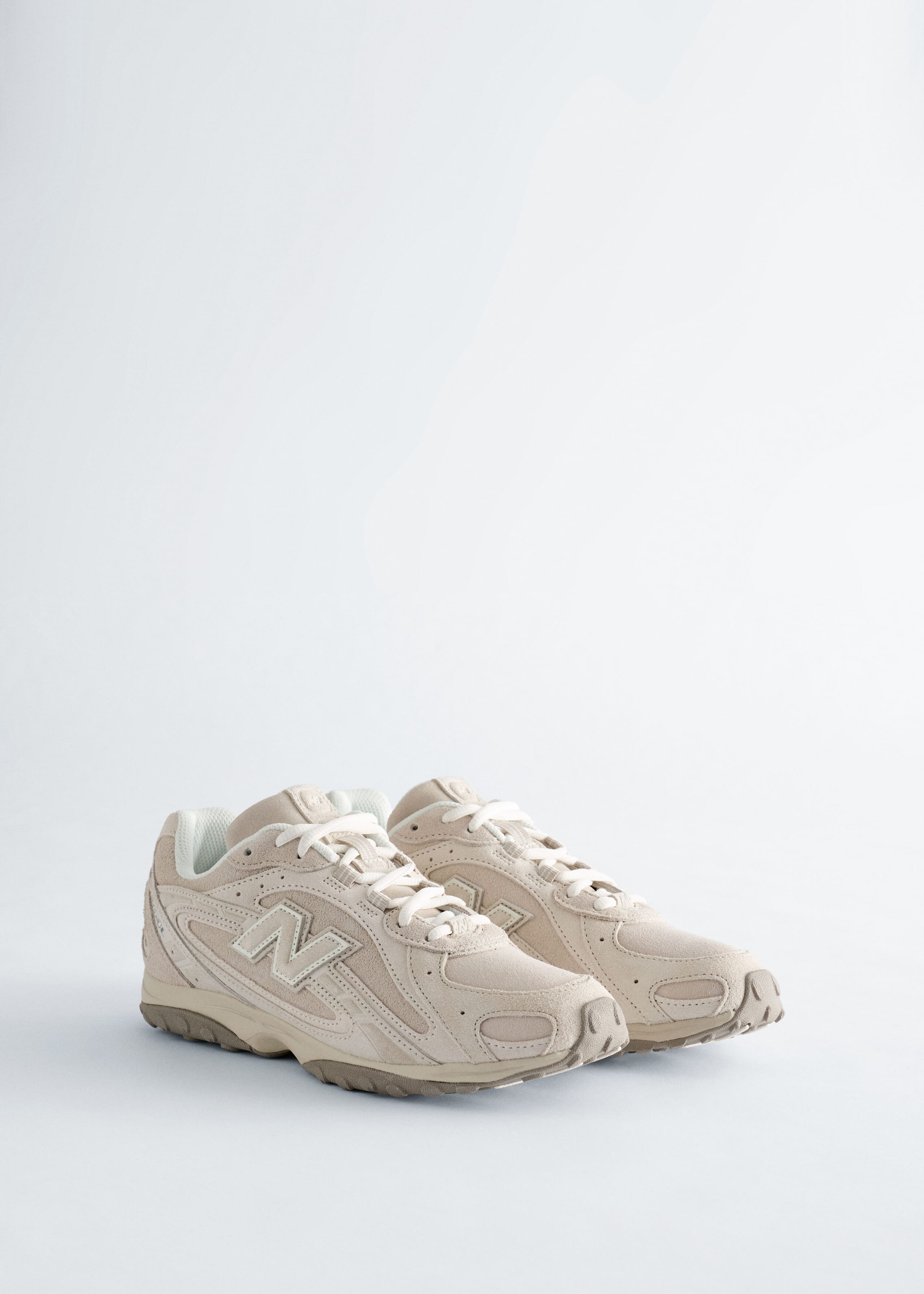 Image of New Balance 204L Sneakers