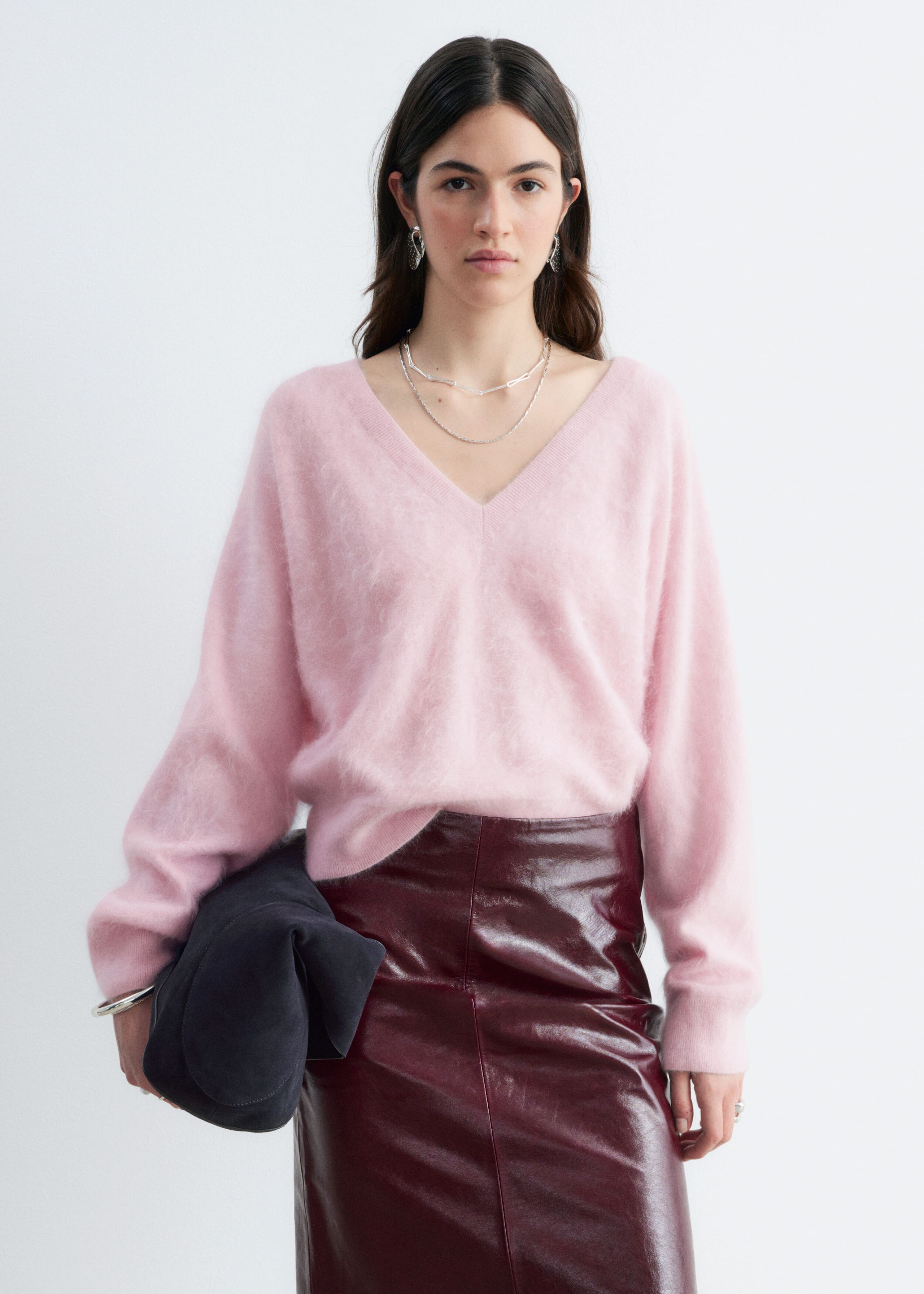 Brushed Cashmere V-Neck Jumper - Pink - Still Life