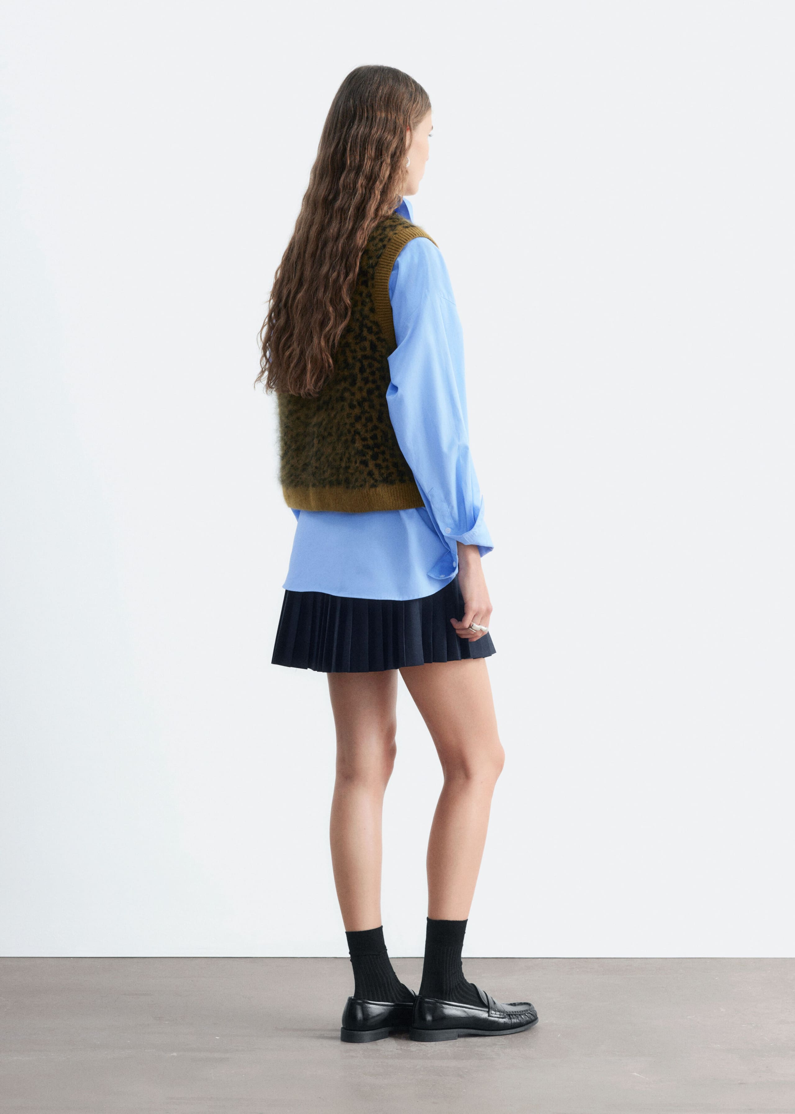 Jacquard-Weste aus gebürsteter Wolle - Khaki/Leopardenmuster - Lookbook