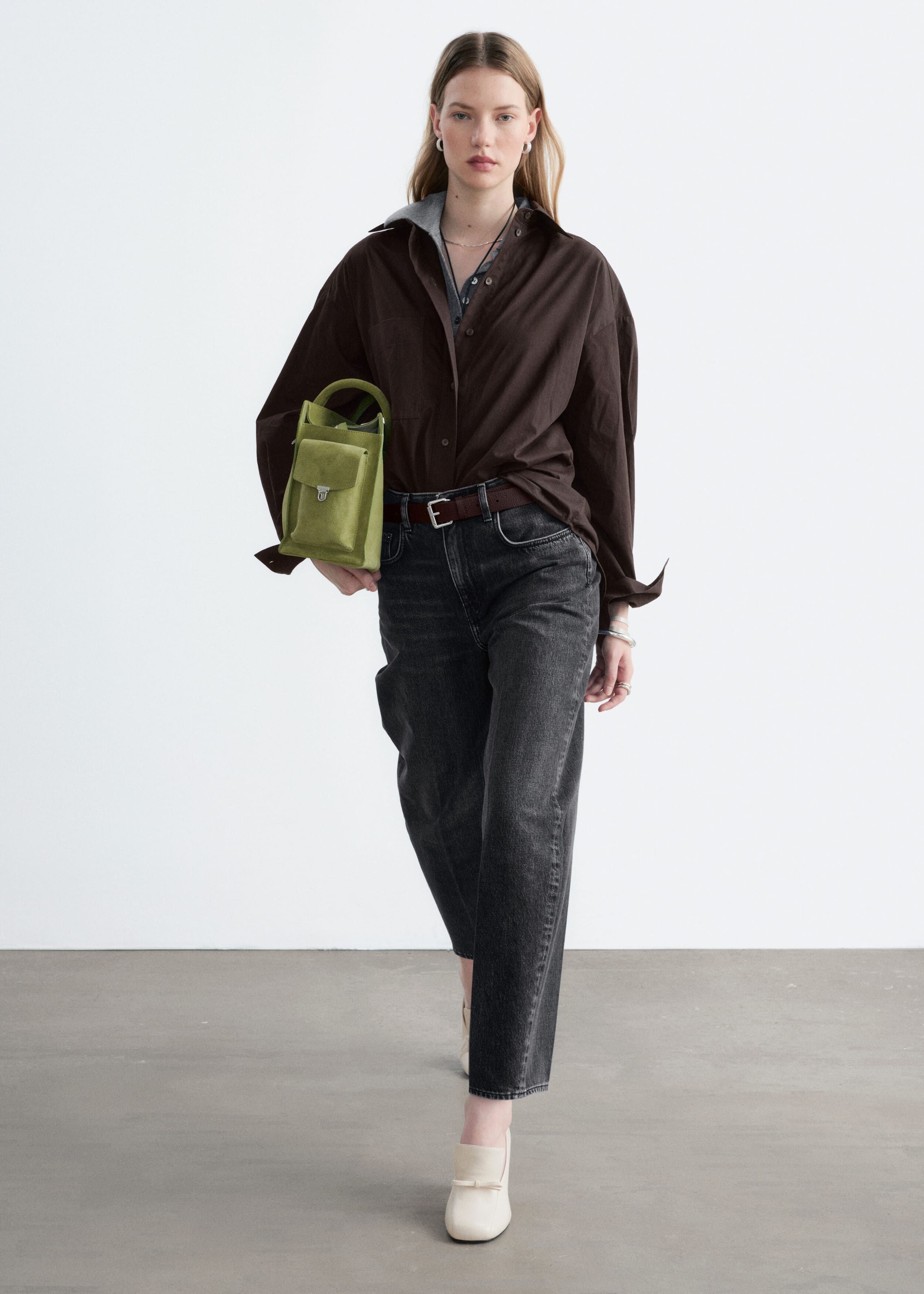Barrel-Leg Ankle Jeans - Washed Blue - Lookbook