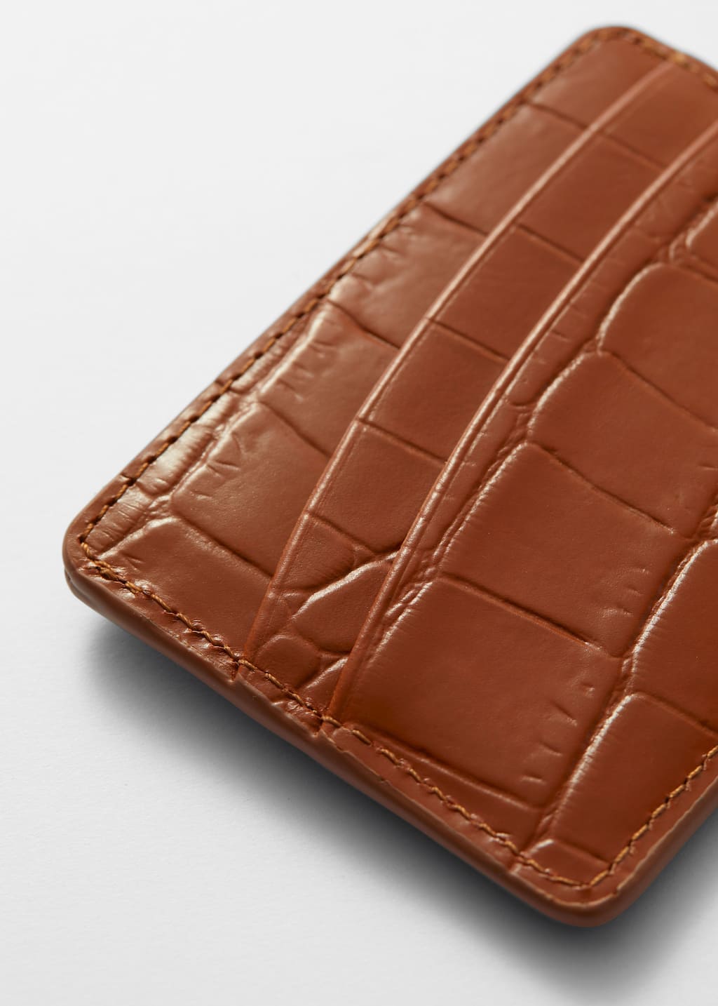 Image of Rounded Pockets Leather Card-Holder
