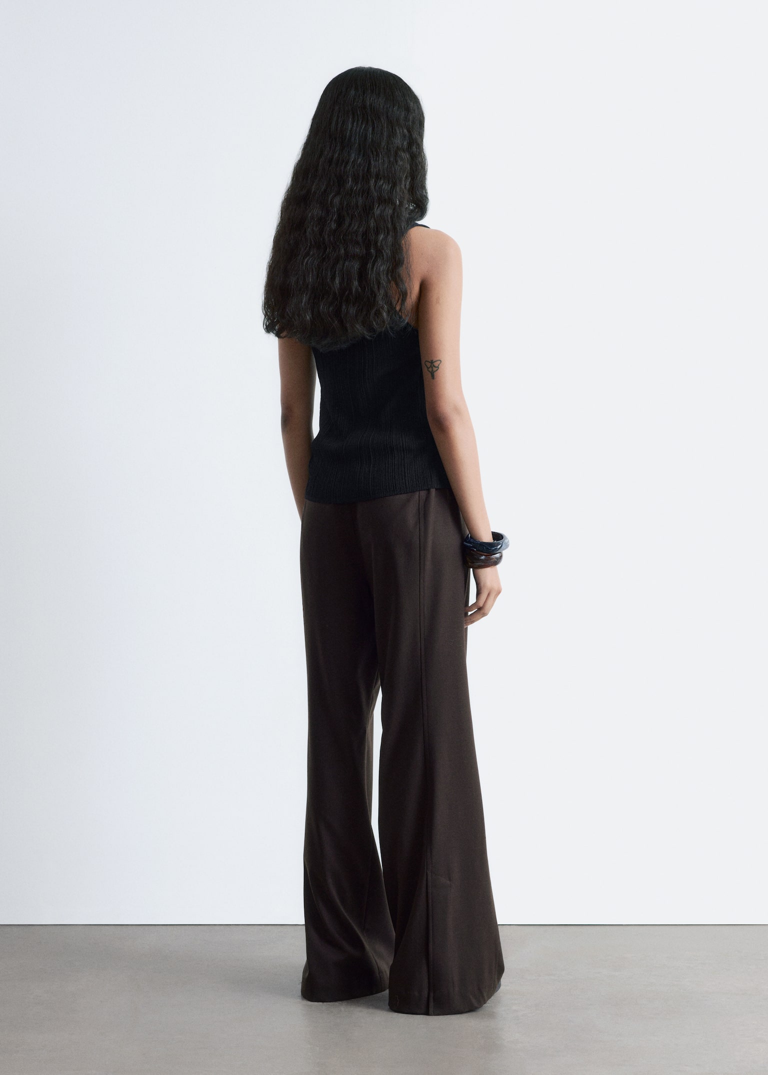 Scoop-Neck Rib-Knit Tank Top - Black/Olive Brown/Dark Brown - 5