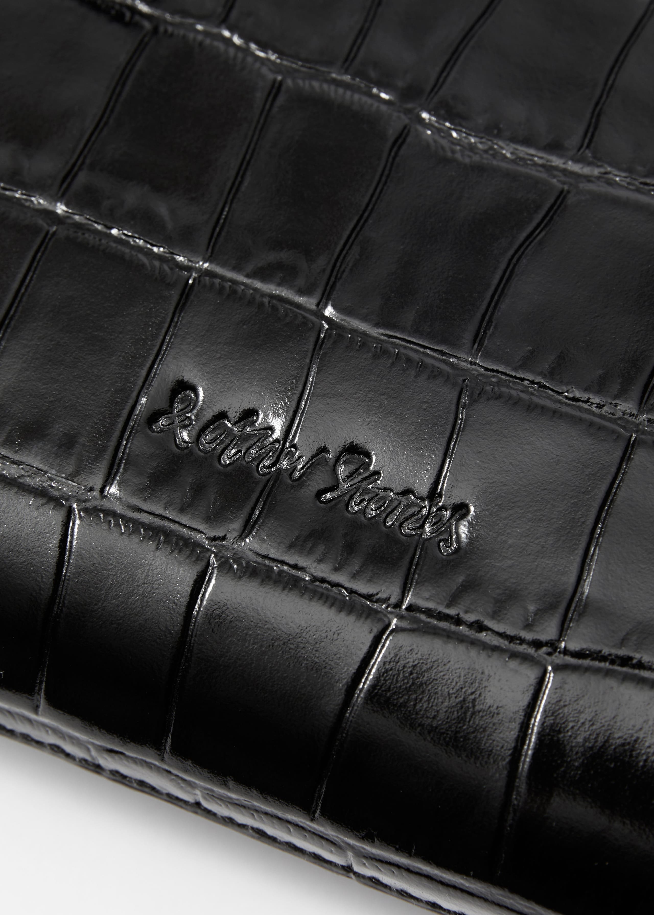 Kleine Schultertasche aus Leder - {{variantName}} - Beschreibendes Detail