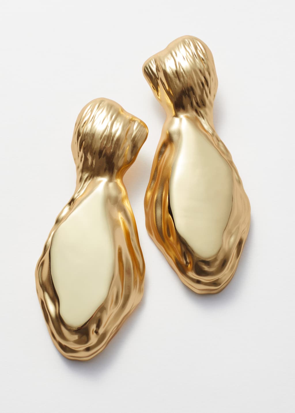 Boucles d’oreilles sculpturales à clips