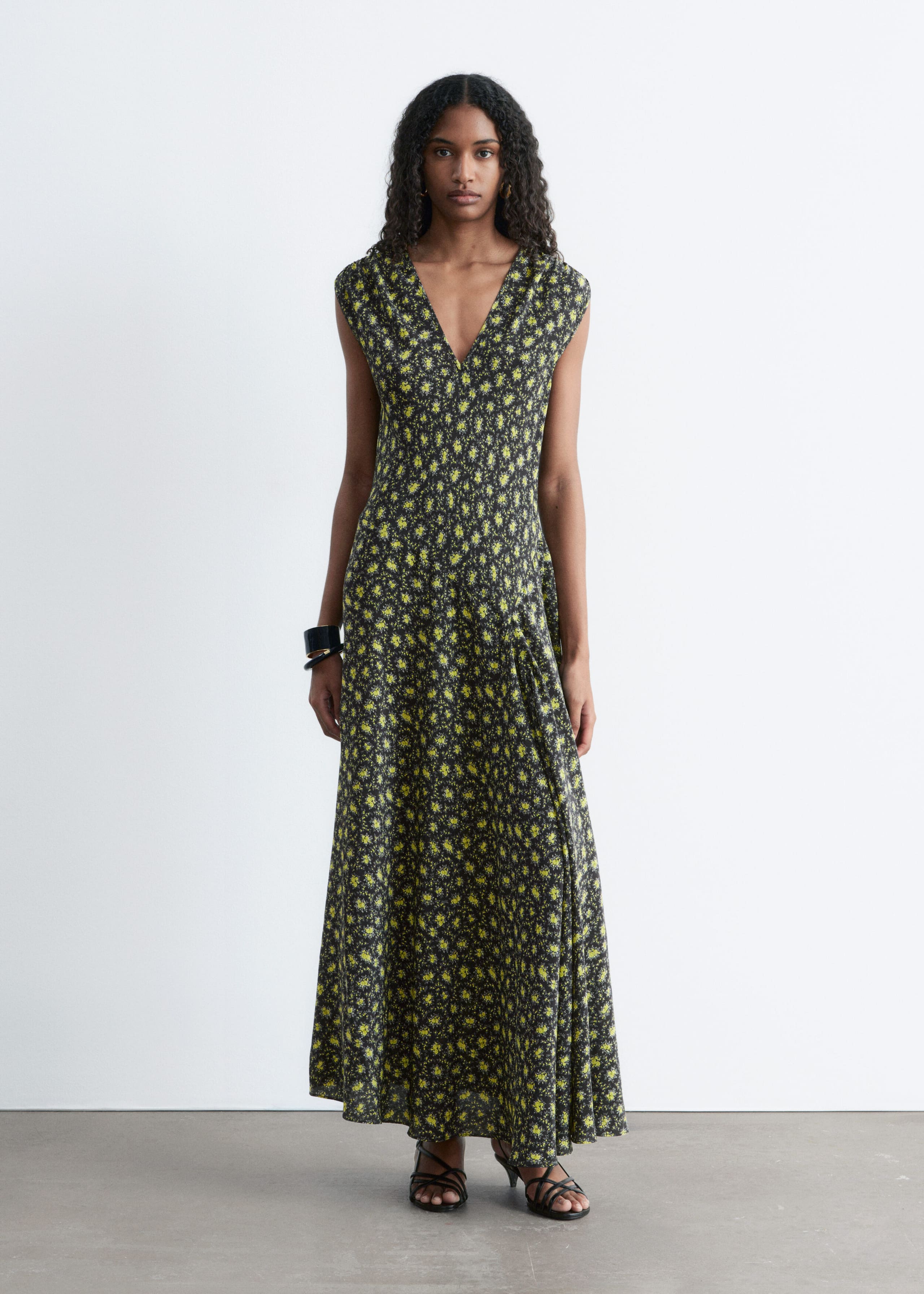 Image of Maxikleid aus Seide mit V-Ausschnitt