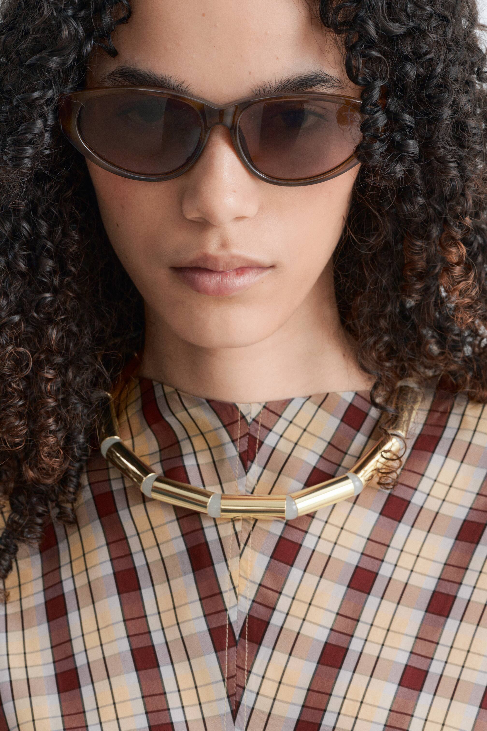 Zobacz większy obraz: Polished Brass Necklace - Złoty - ONA | H&M PL 1