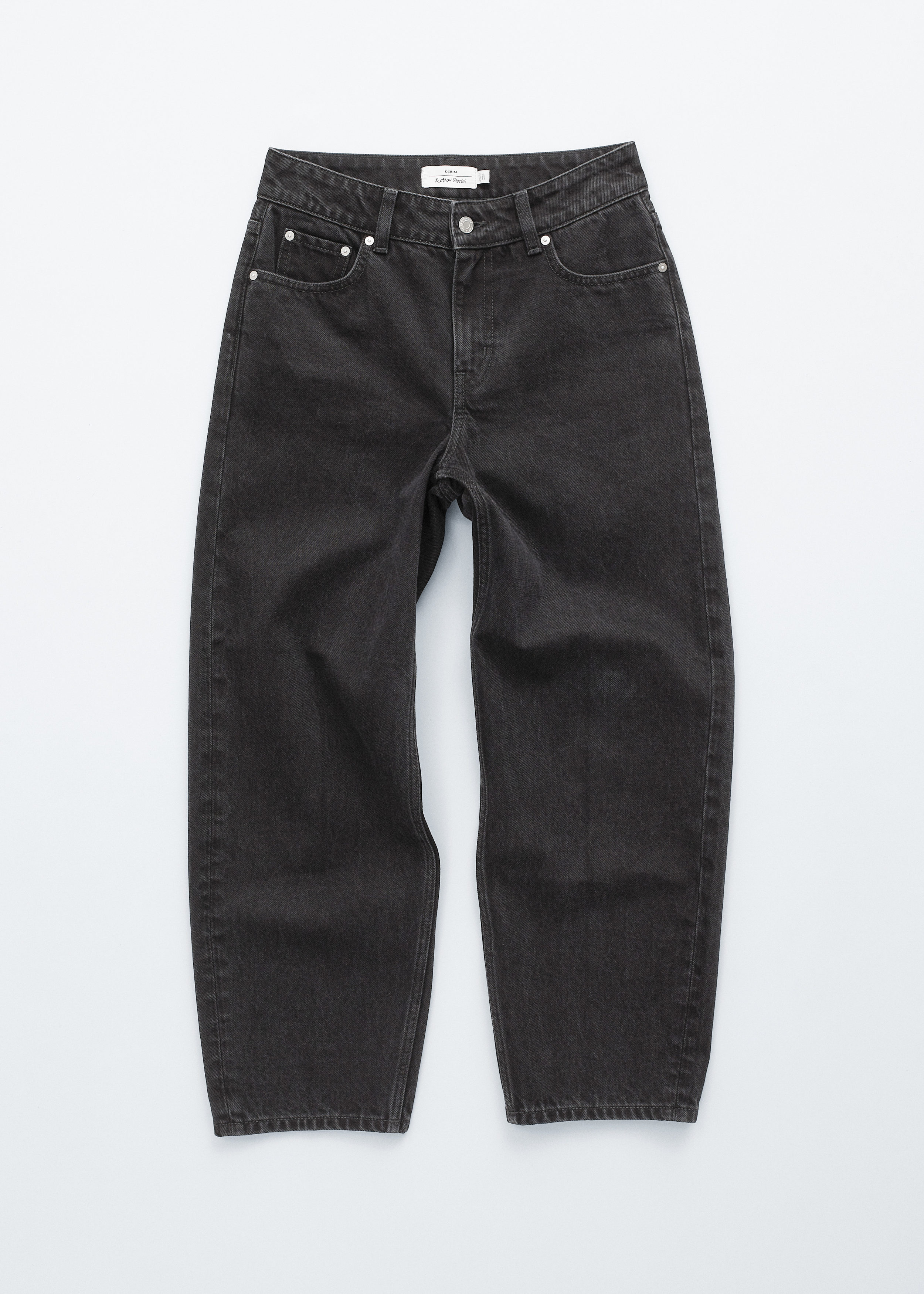 Tapered Jeans