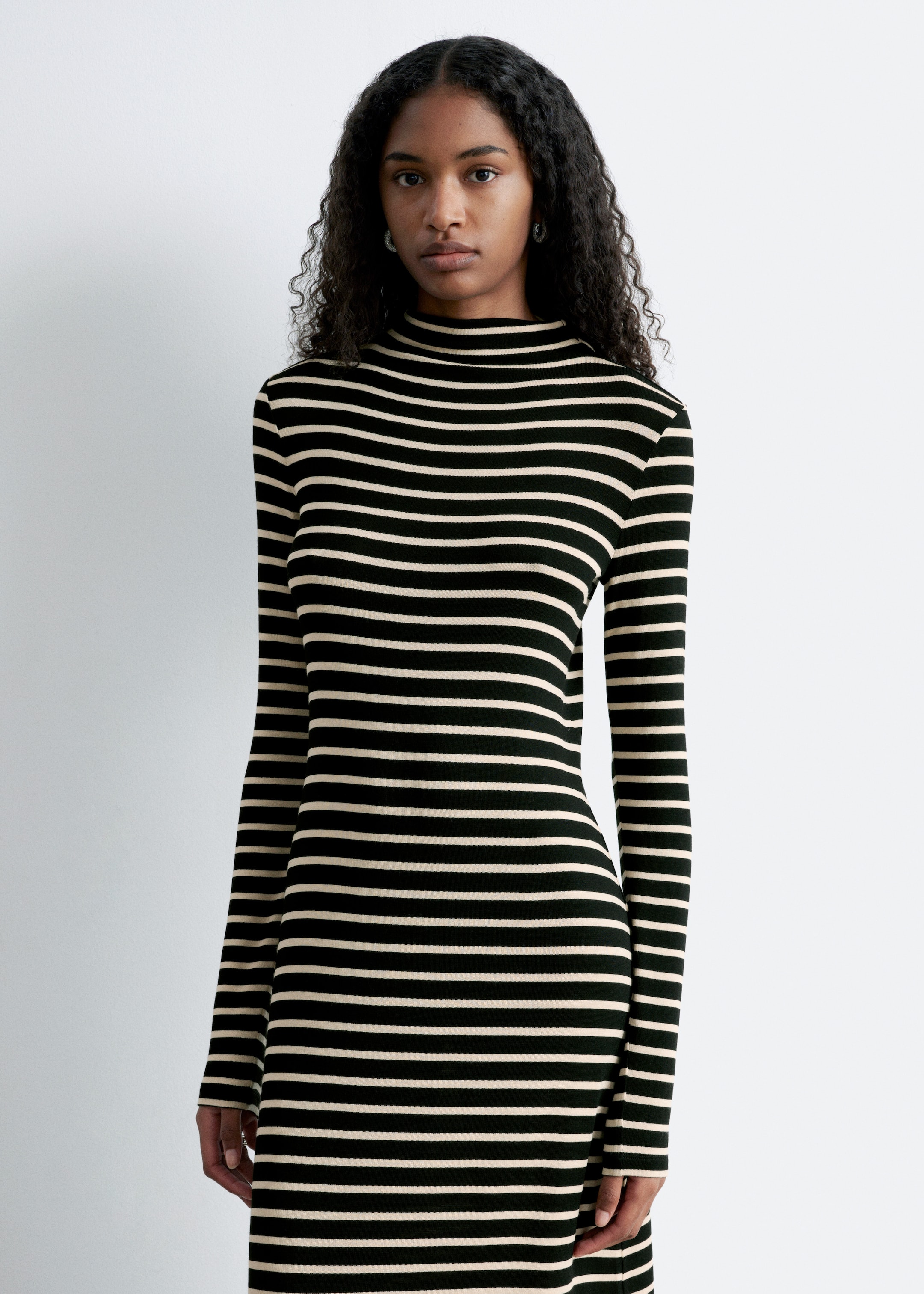 Agrandir l'image: Robe longue à col montant - Rayures noires/blanches - FEMME | H&M CH 2