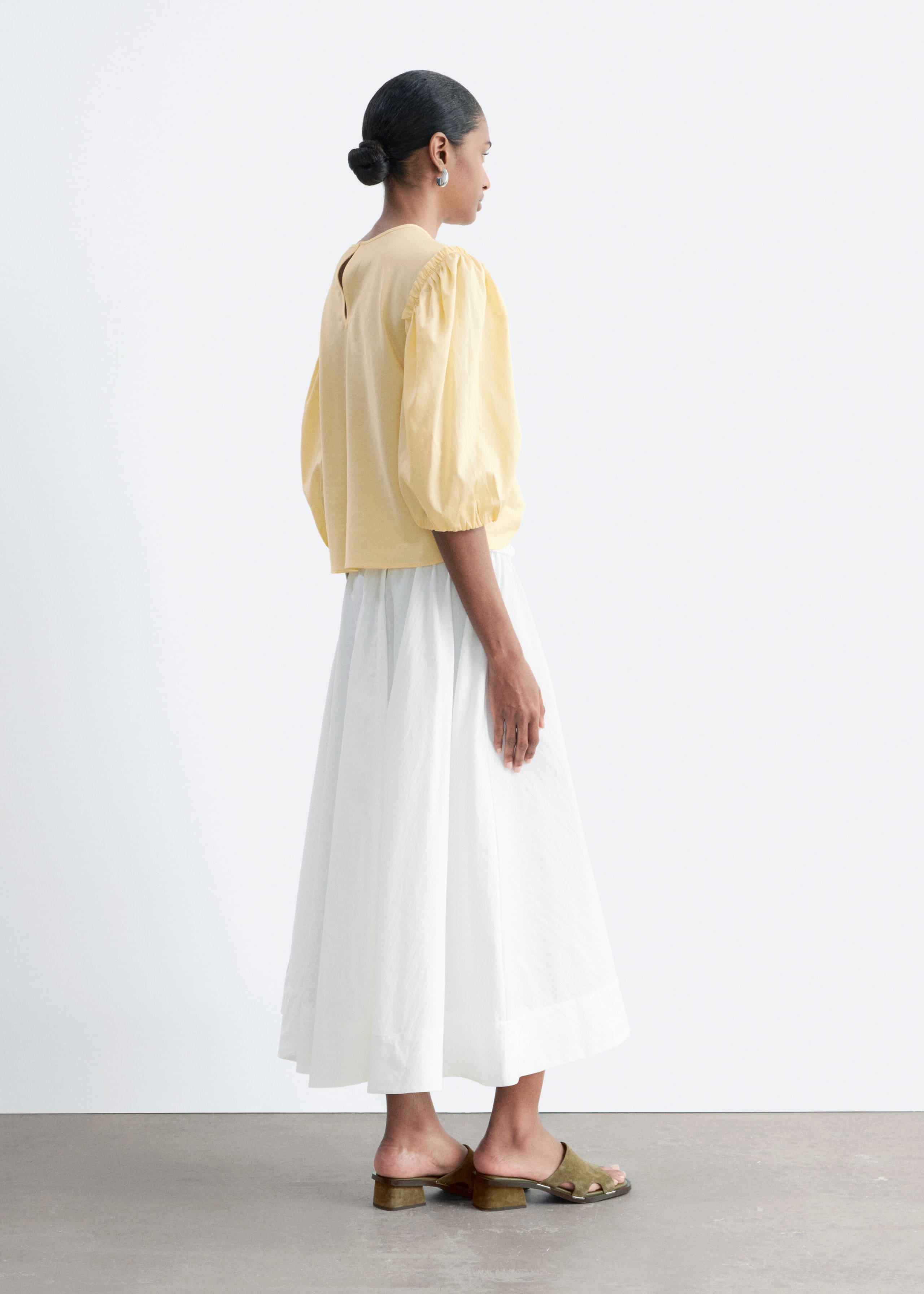 Balloon-Sleeve Jacquard Blouse - Beige/Tartan - Lookbook