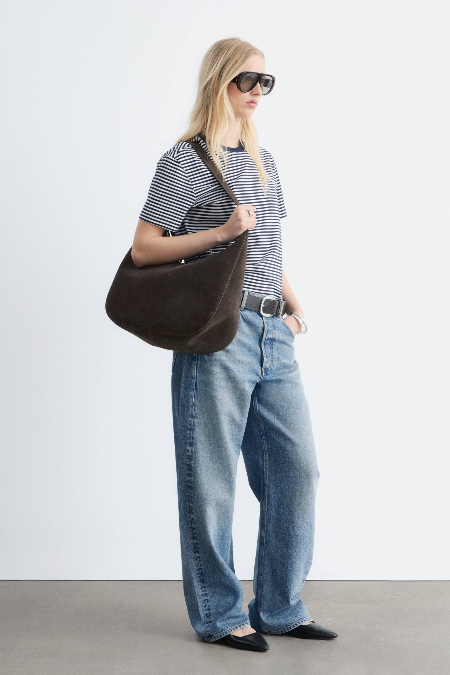 Bavlněné tričko s kulatým výstřihem - Námořnické/Bílé Pruhy/Tmavě hnědá/Světle růžová/Světle Modrá/Růžovo-Hnědé Pruhy/Lila/Bílá/Žlutá/Černá/Červená - 7